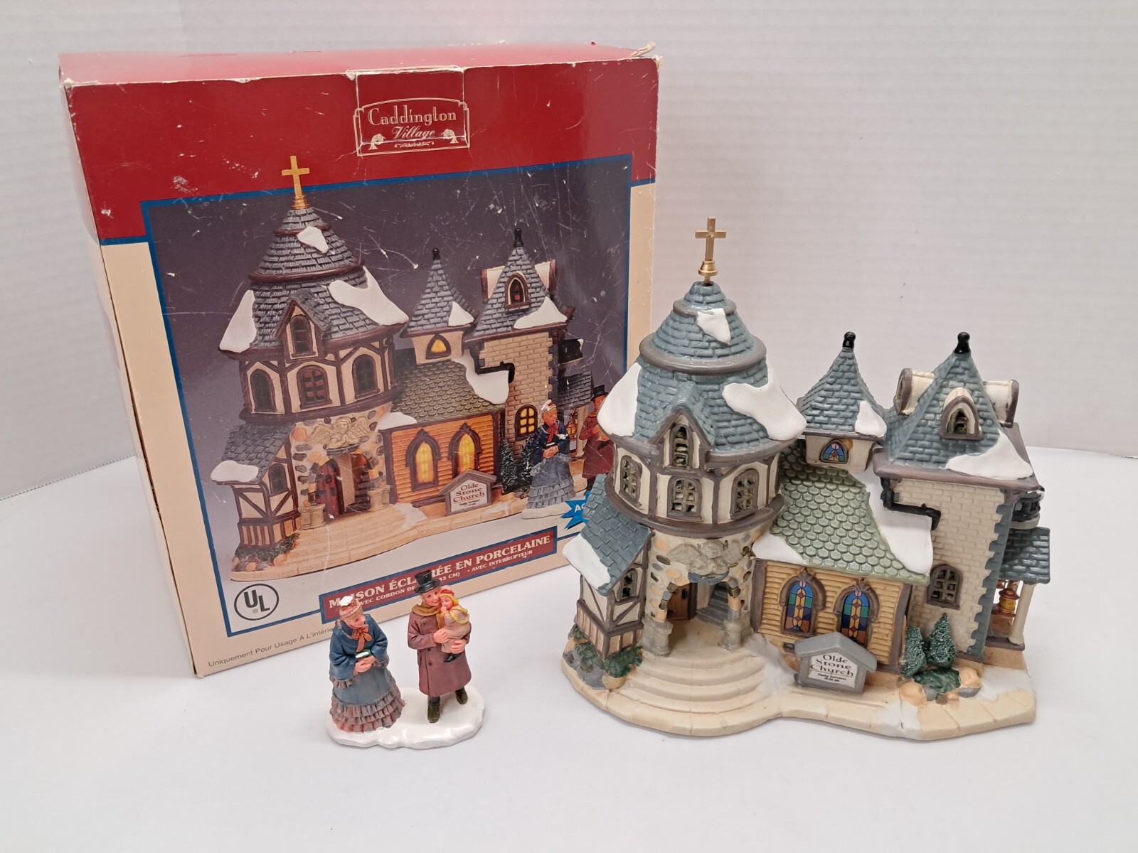 Lemax Village Olde Stone Church Deluxe Lighted House Missing People Figure.