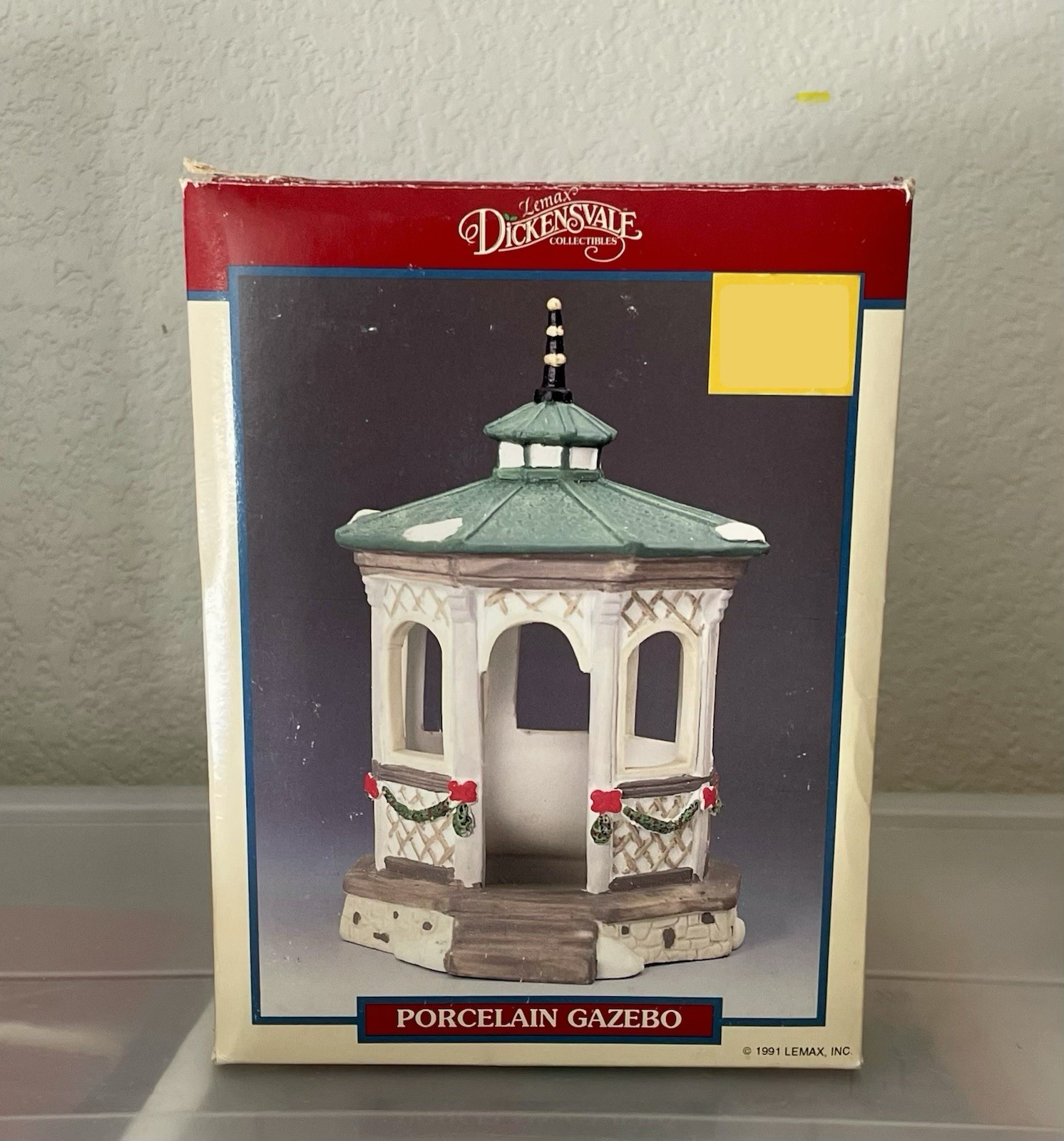 1991 Lemax Dickensvale Christmas Collection Porcelain Gazebo In Original Box