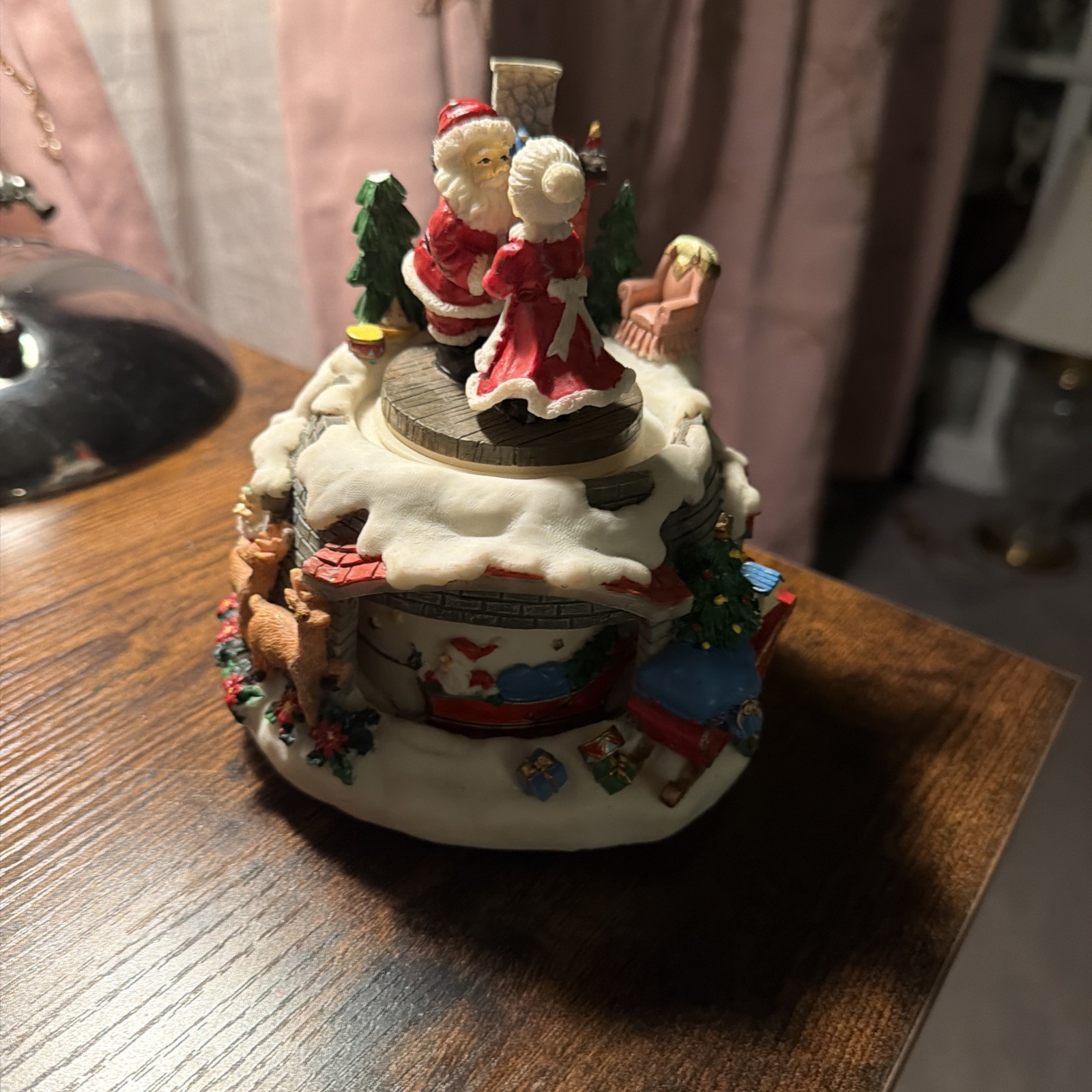 Dept 56 North Pole Santa & Mrs Claus Dancing N Toy land With Musical Instrument