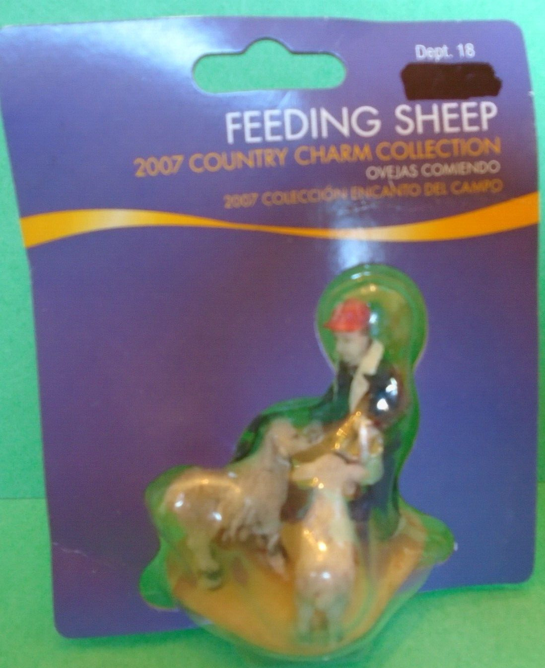 Feeding Sheep Figurine 2 3/4″ x 2 1/4 ‘ x 2 1/4″ 2007 Country Charm Collect NIP