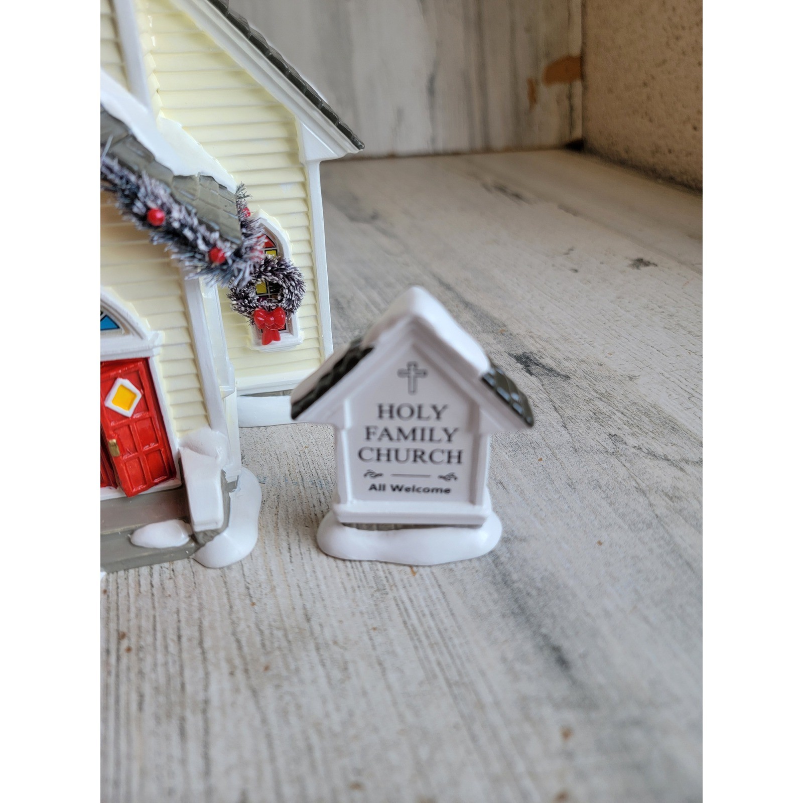 Dept 56 4044857 holy family Church Xmas Village accessory vintage home