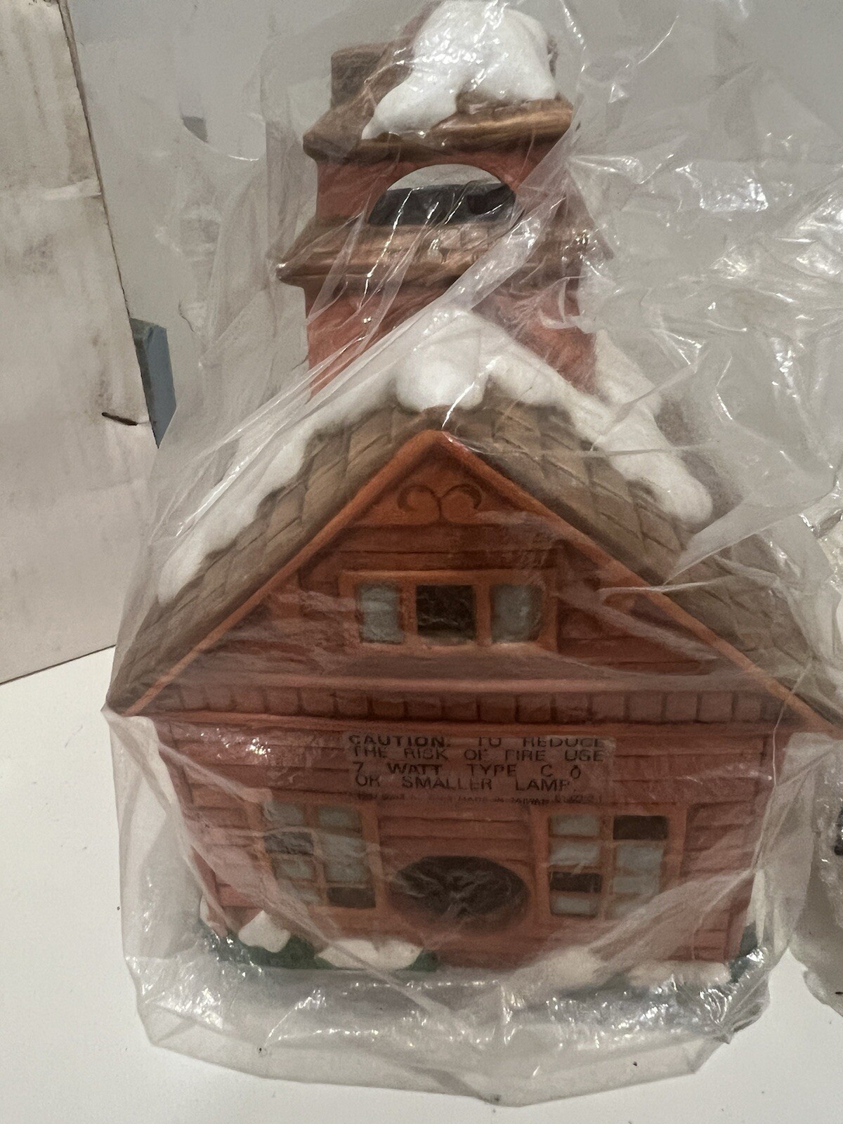 Vintage Lefton Colonial Village School #05821 By Byron Wood 1986 Christmas