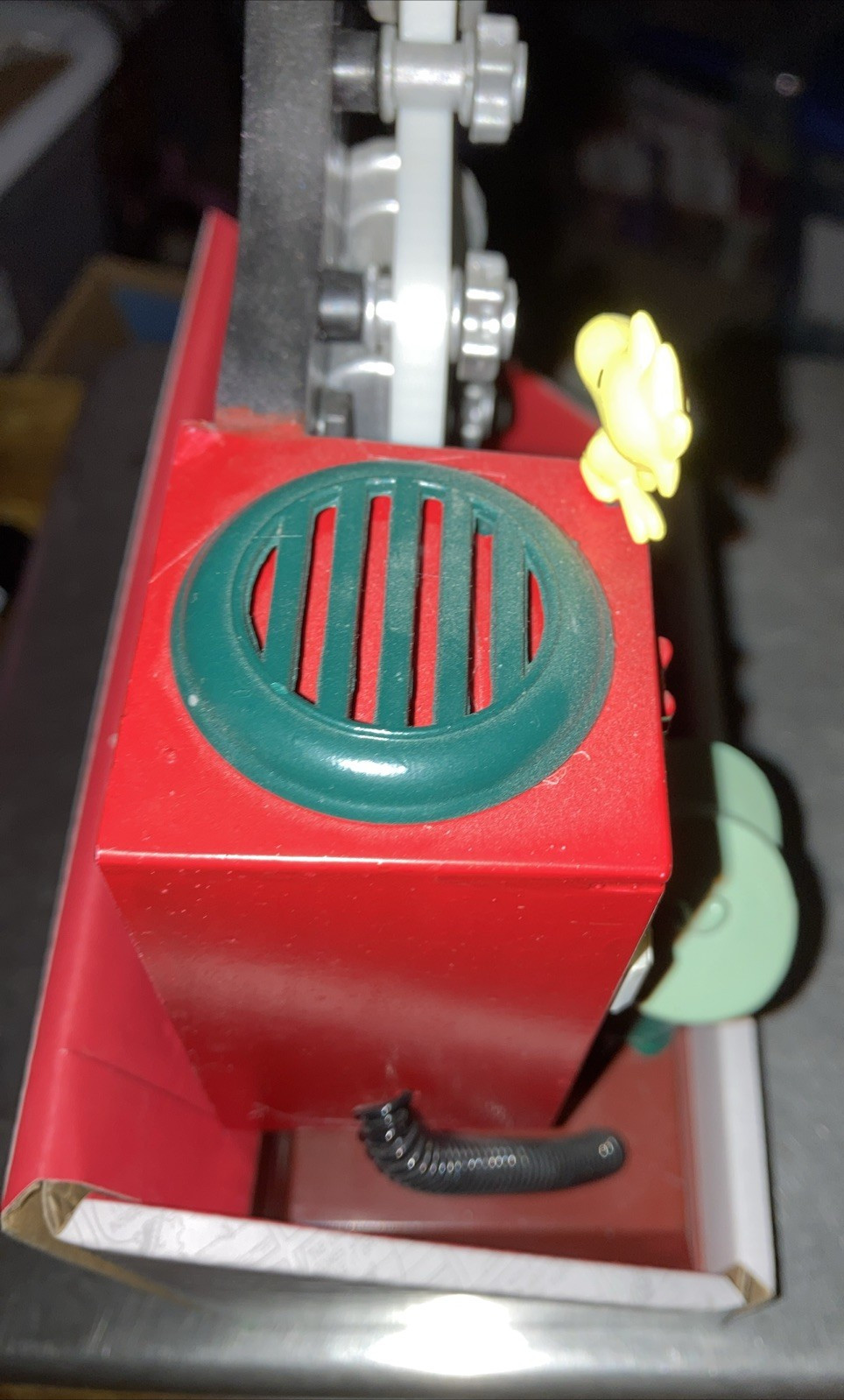 Peanuts Animated Musical Table Piece Christmas Film Projector