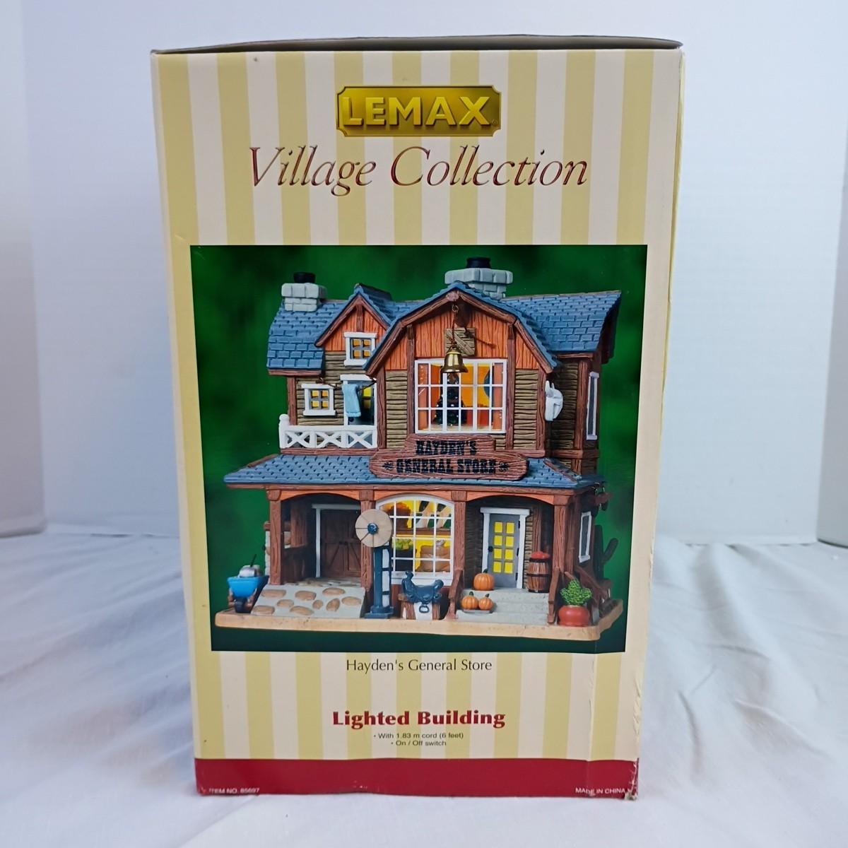 Lemax Harvest Crossing Hayden’s General Store Lighted Building 2008 New in Box