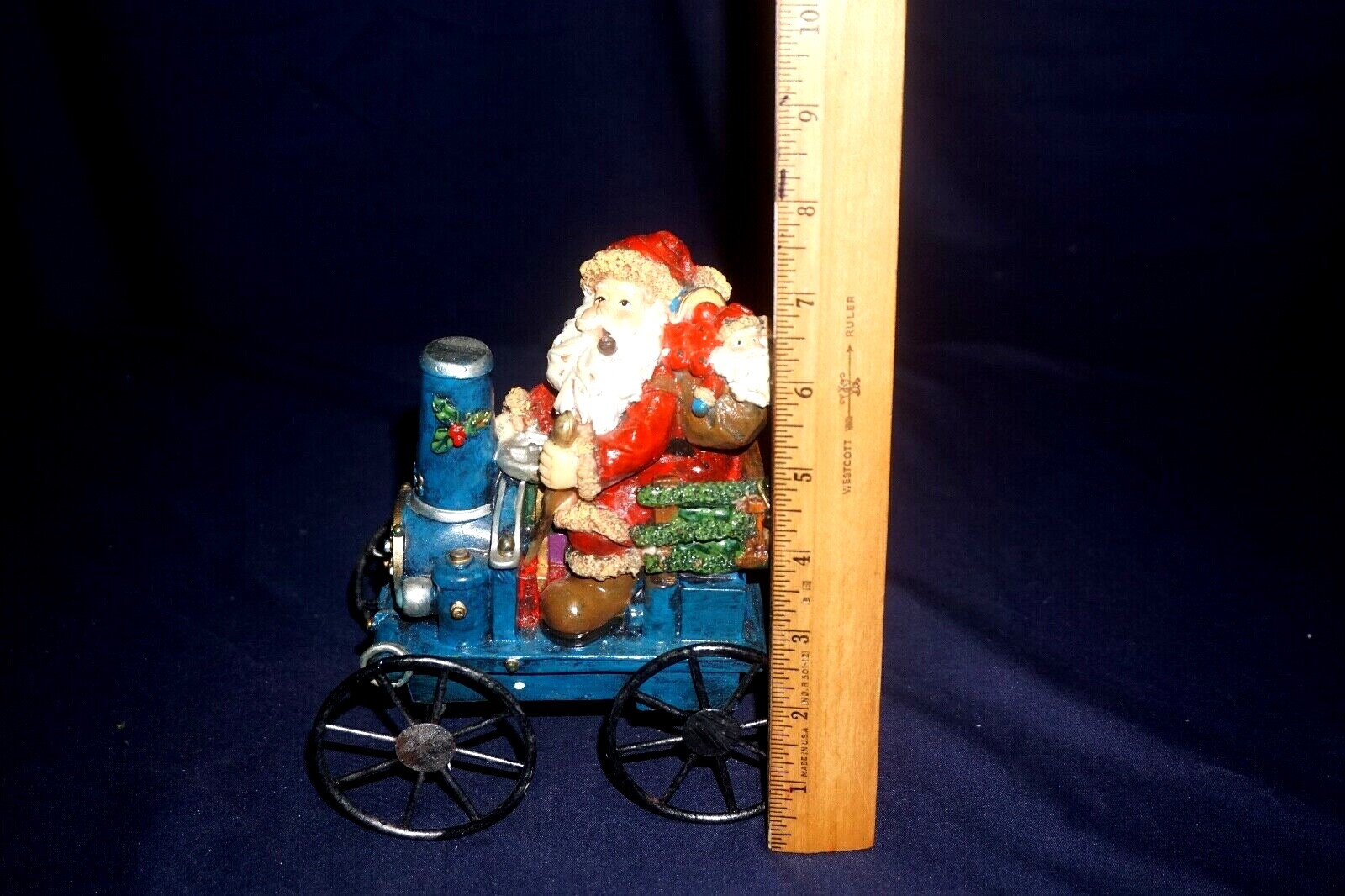 TIS THE SEASON TRAVELING SANTA STEAM ENGINE TRAIN CHRISTMAS FIGURINE WITH BOX