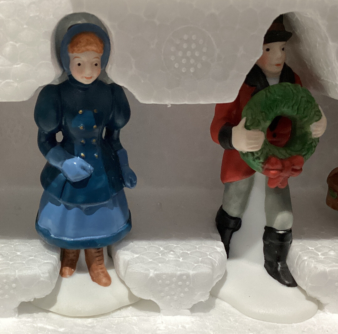 Dept 56 Heritage Village “David Copperfield ” 5 Piece Set #5551-4
