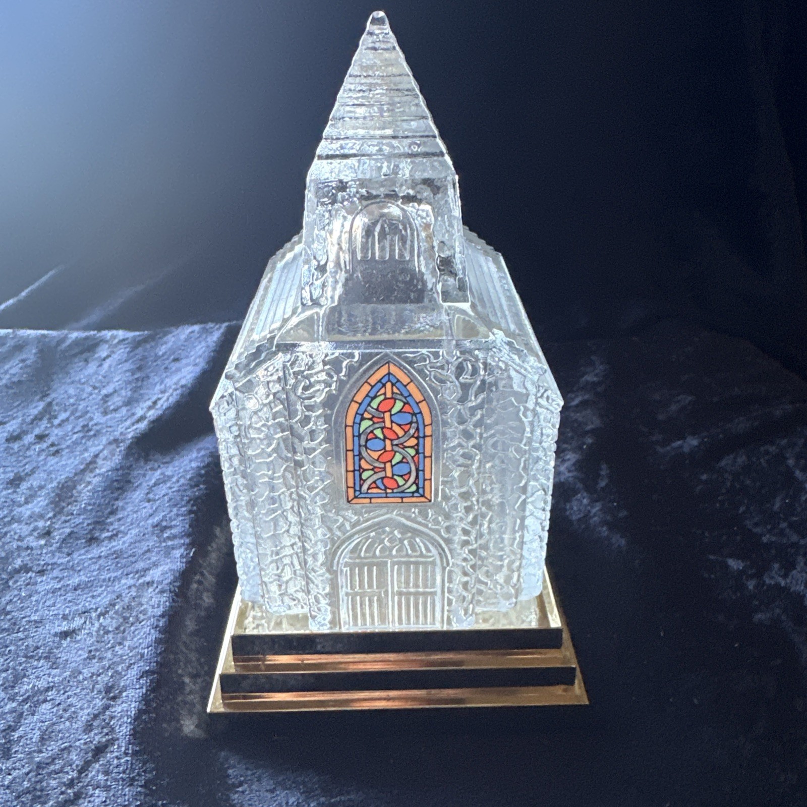 VTG Avon Gift Collection Silent Night Light-Up Crystal Glass Church Vintage 1992