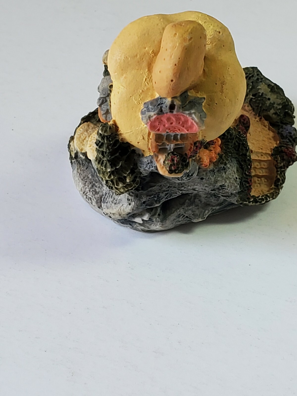 VTG K’s Collection Decorative Miniature Fairy Garden Acorn House 2′ x 2′ 