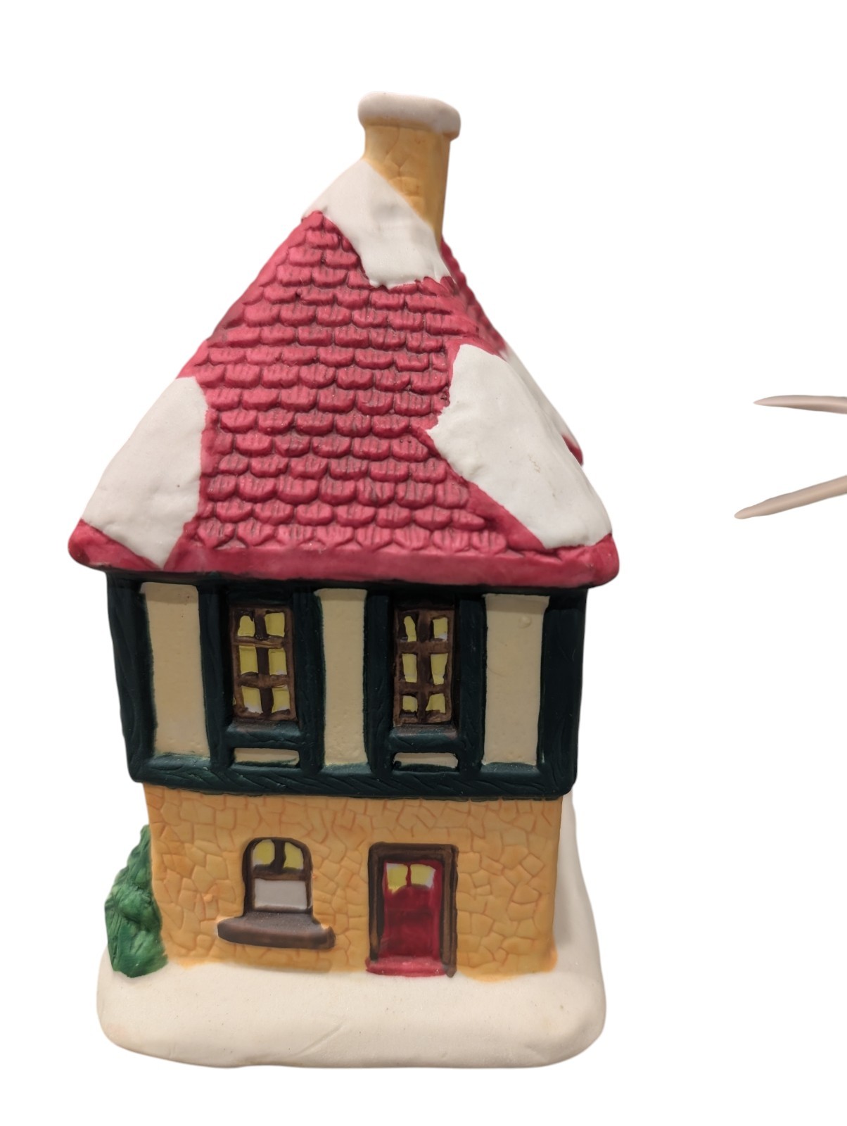 Winter Valley Cottages Porcelain Lighted House Inn Red Roof Christmas Village