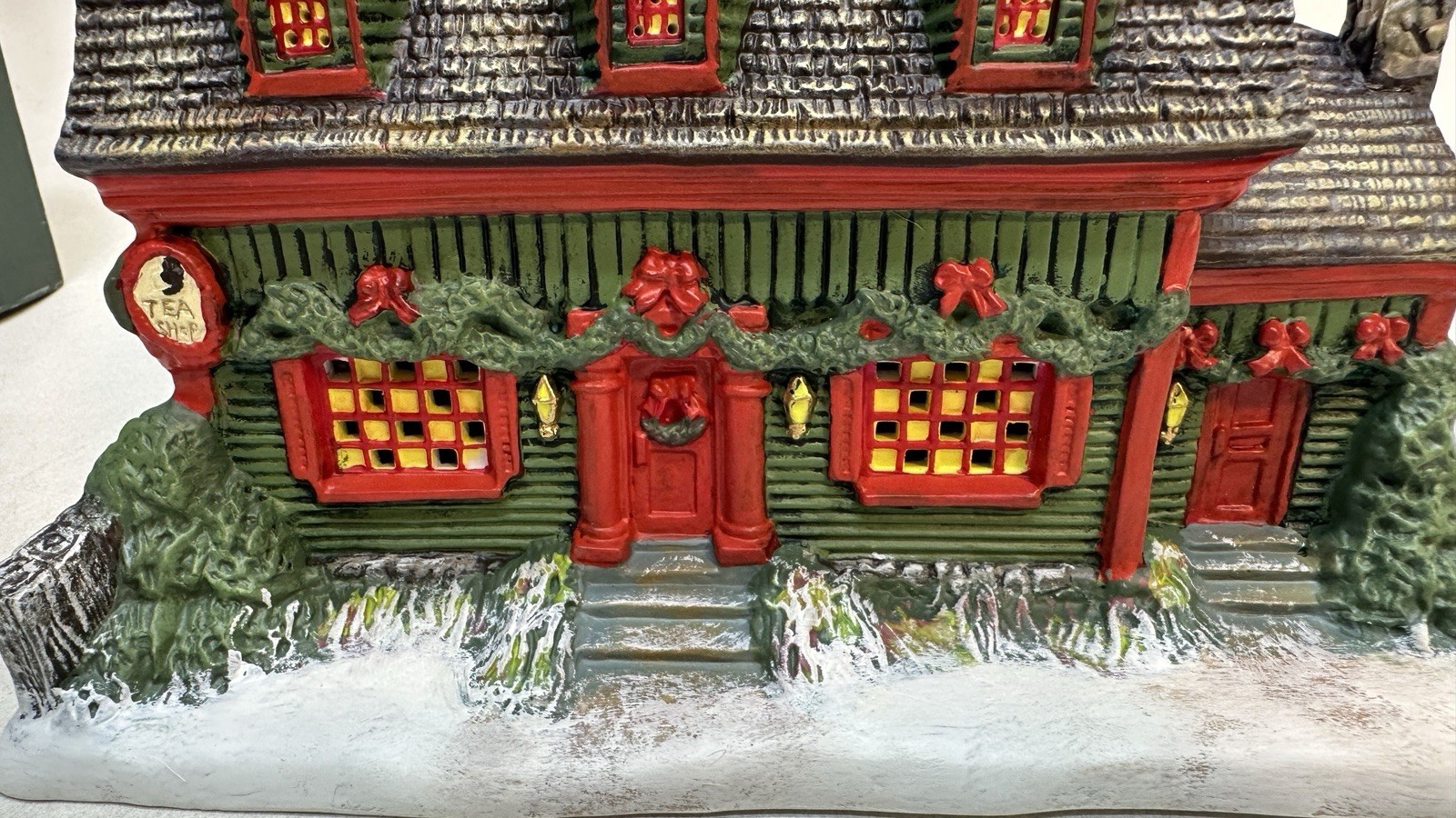 Lang and Wise Christmas Tea Shoppe Folk Art Village 1996 Lighted First Edition