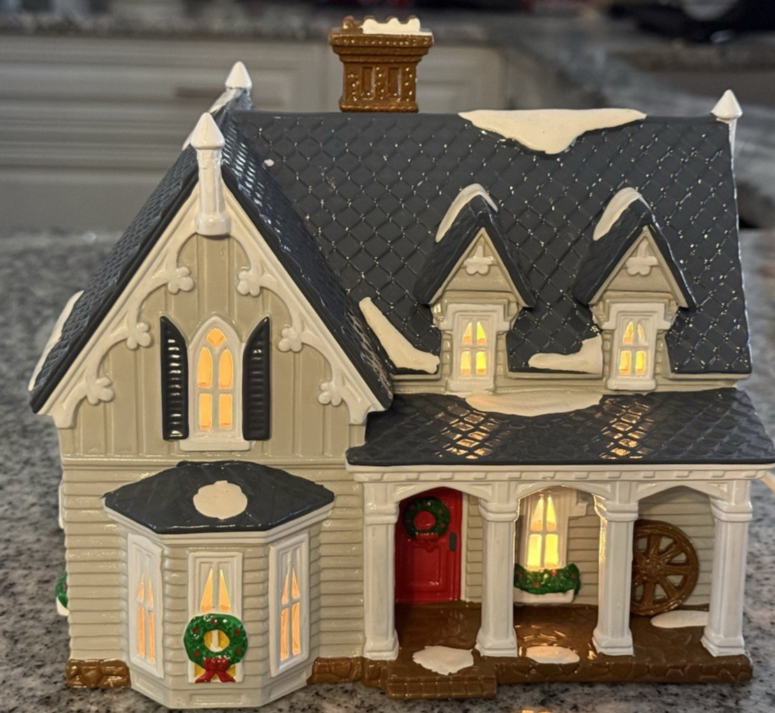 Pre-owned Dept 56 Snow village” Gothic Farmhouse” #54046