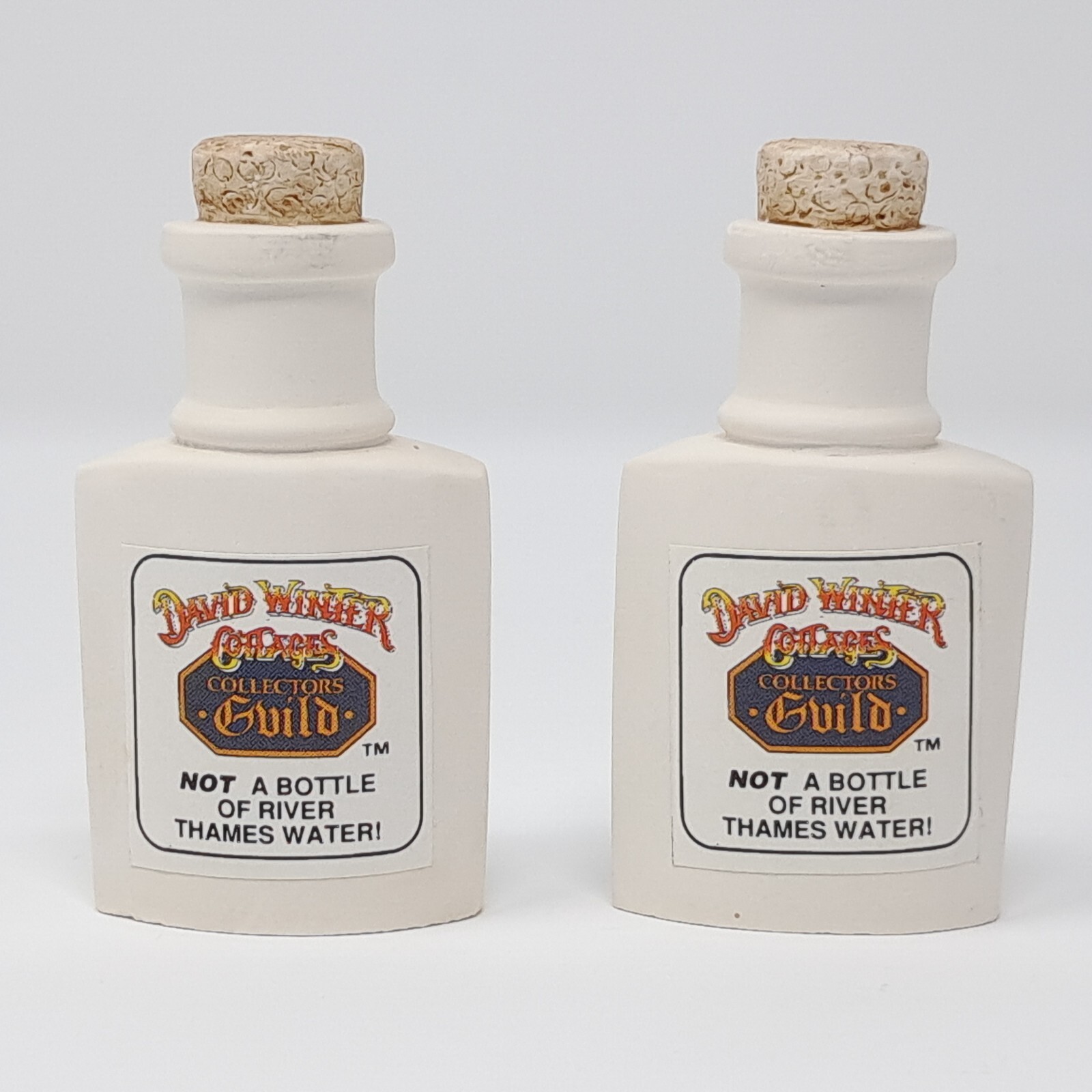 David Winter Cottages Thames Water Bottle Collector’s Guild 1992 set of 2