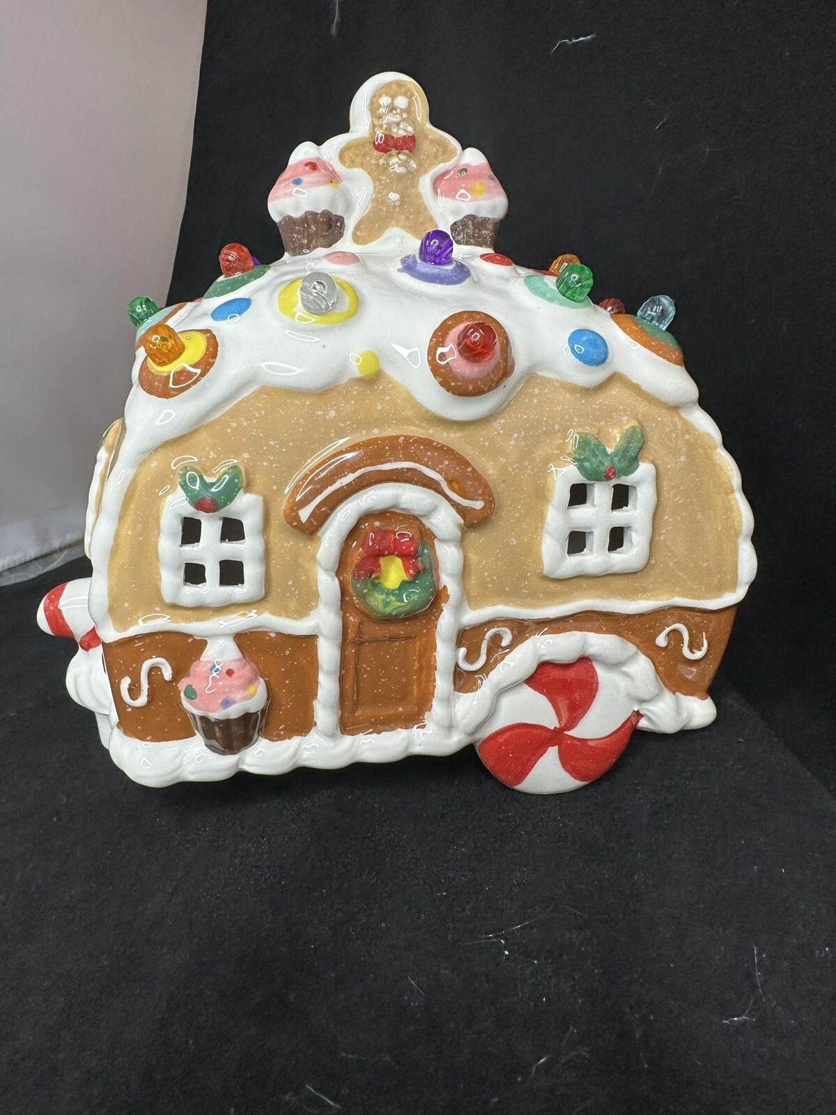 table top gingerbread house gingerbread Man Lightened Cupcake Camper