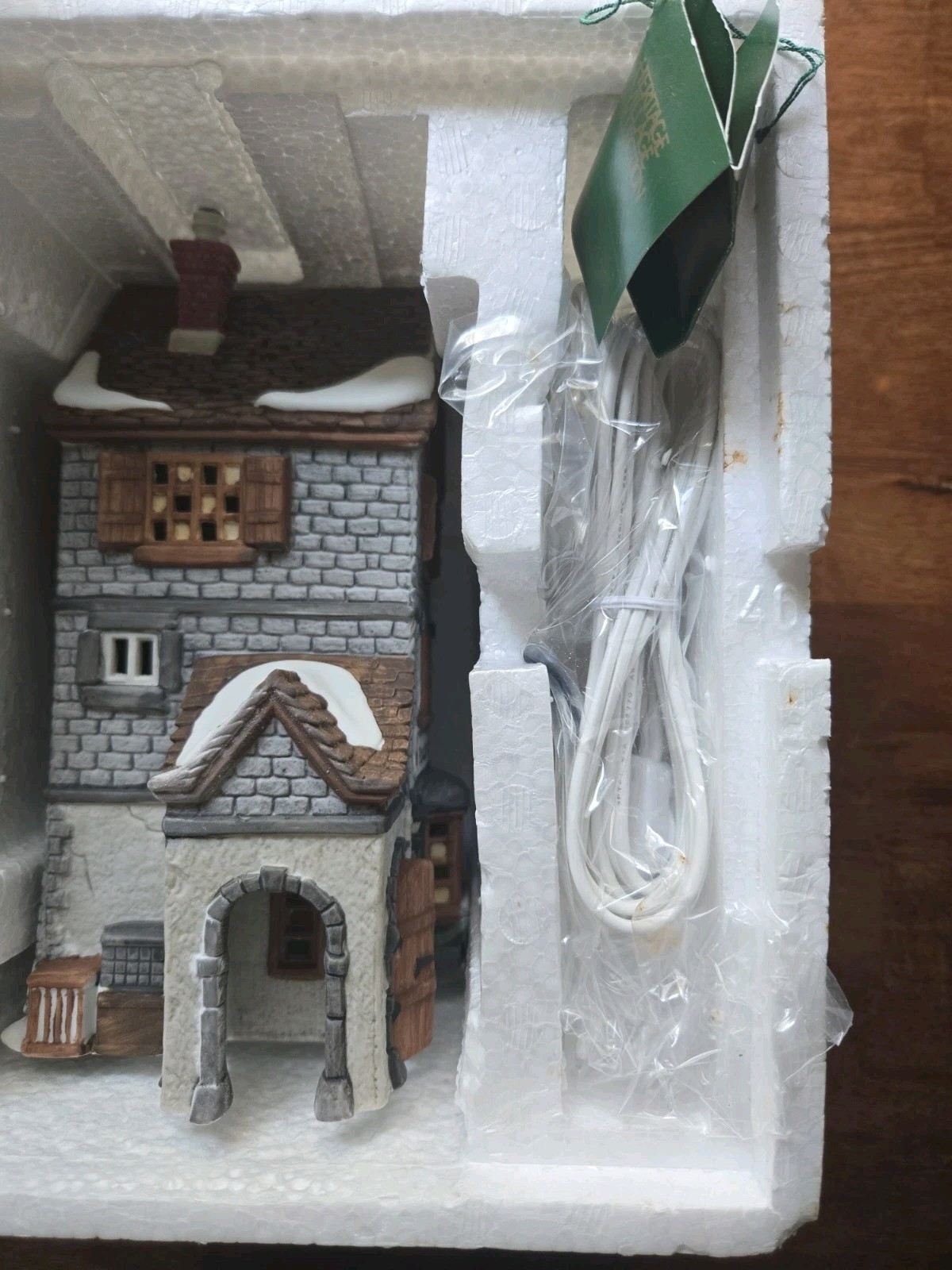 Vintage Dept. 56 Heritage Dickens Village Poulterer House In Original Box