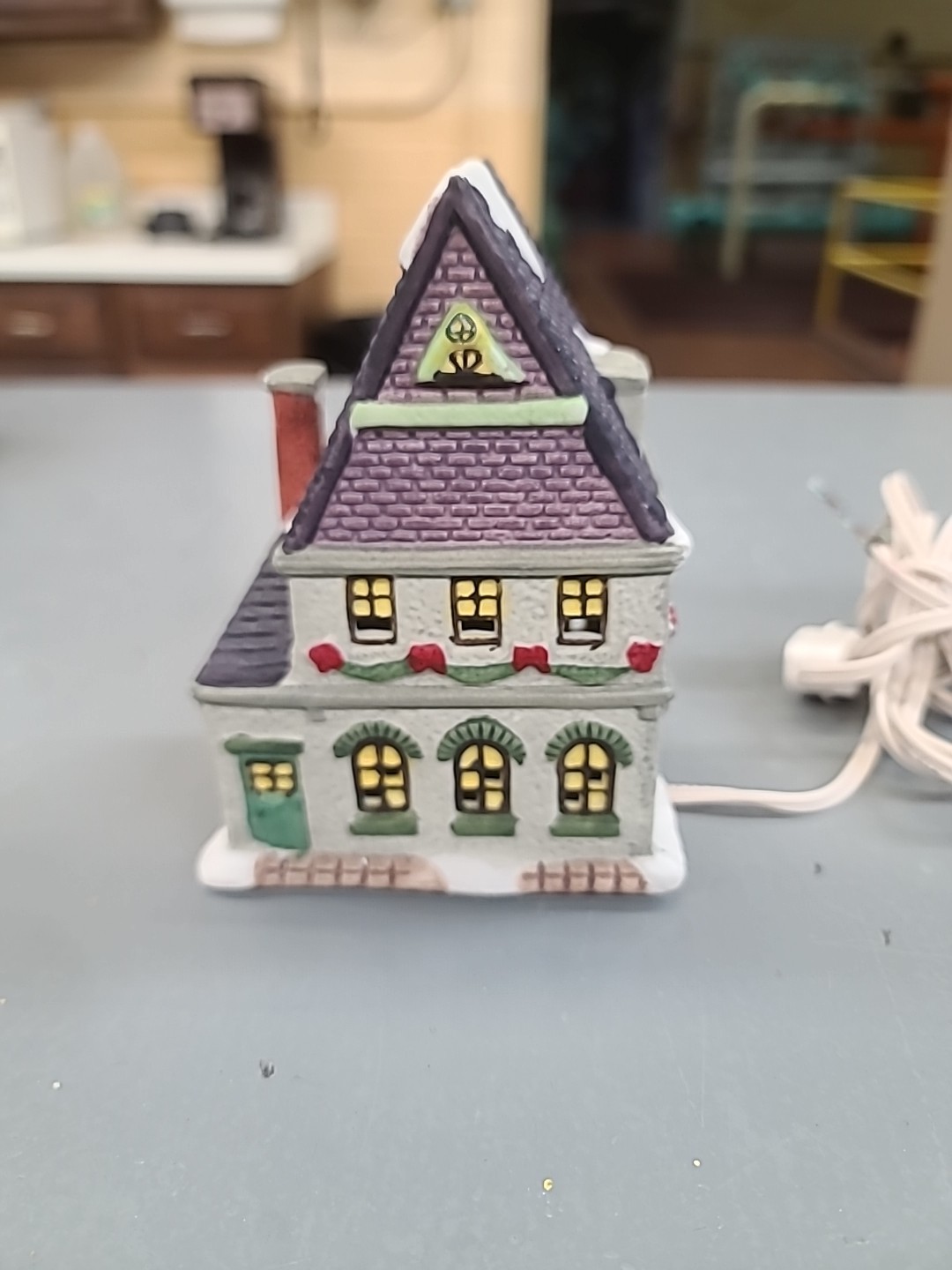 Trim A Home “Holiday Memories” Porcelain Set of 10