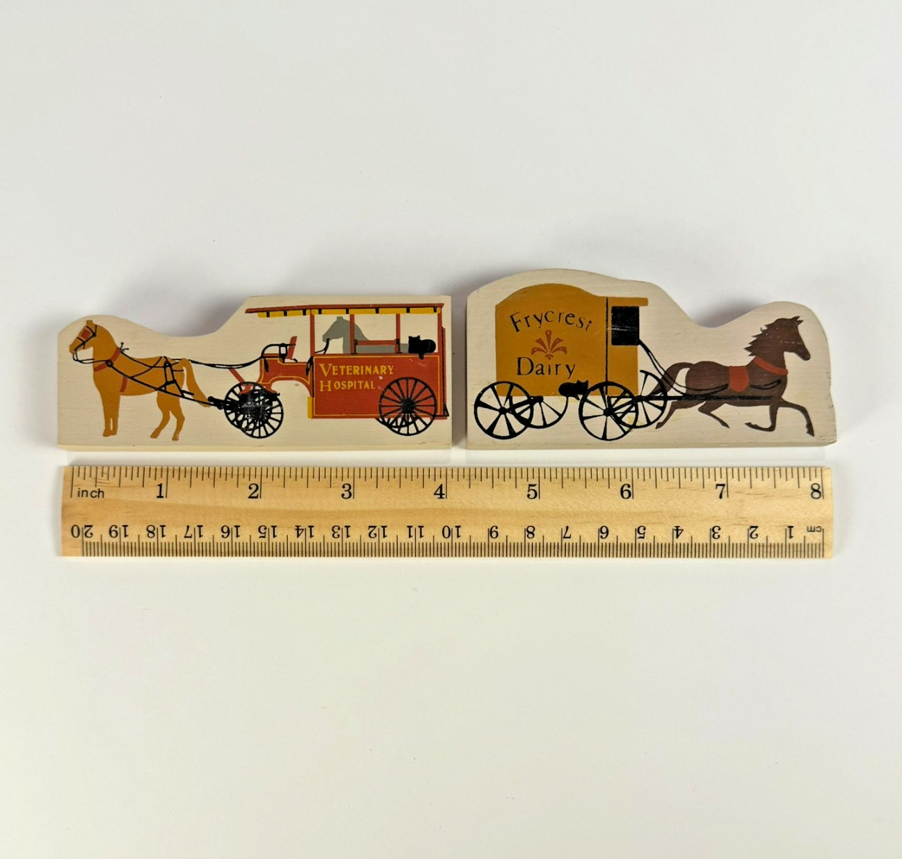 The Cat’s Meow Village Collection Lot of 2 Vehicles Horse Drawn Wagon Carriage