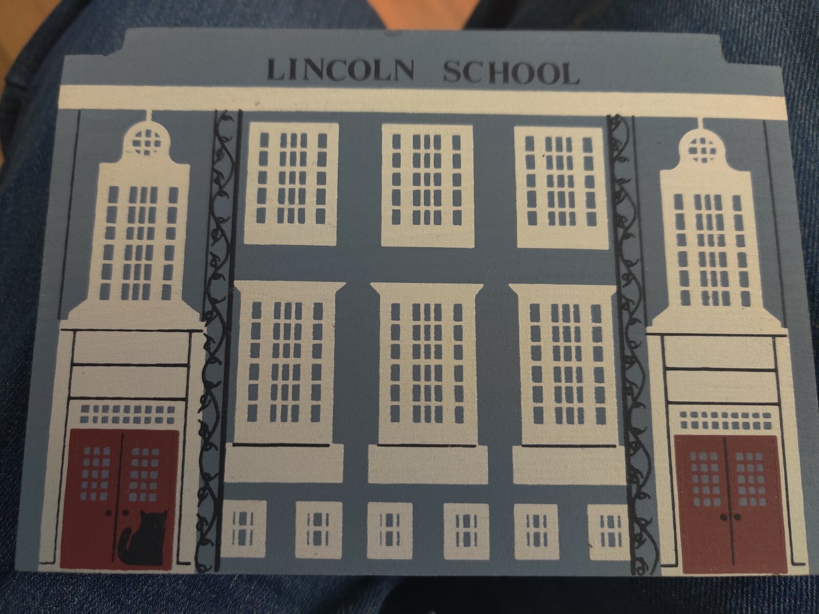 1988 Cat’s Meow Village: Lincoln School