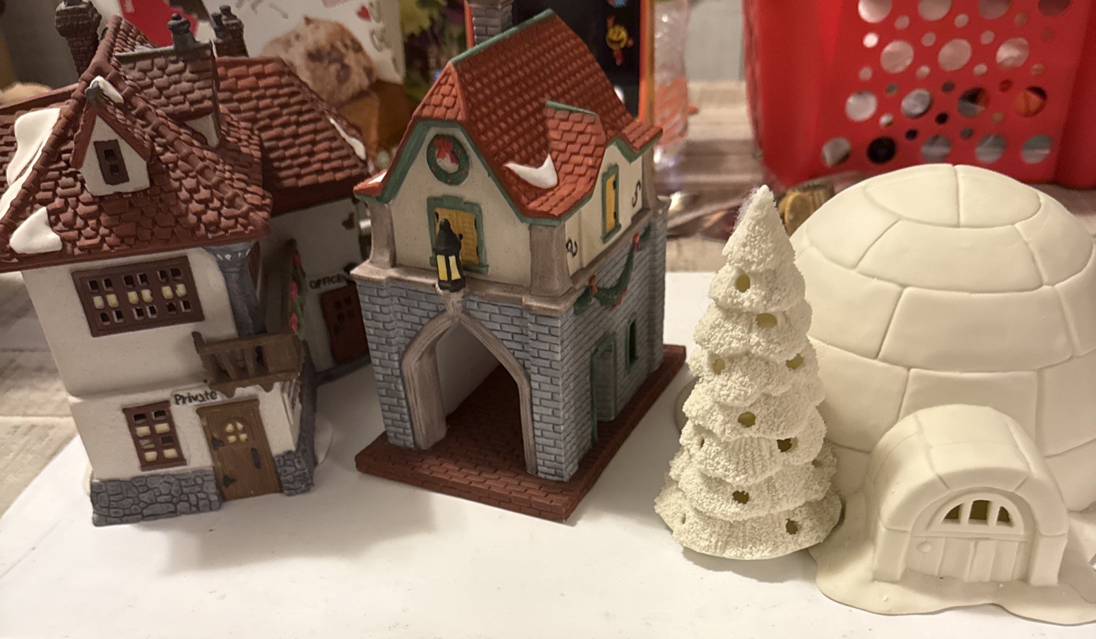 Department 56 Holiday Lighted Ceramic Porcelain Houses Lot Of 3 No Light Cords