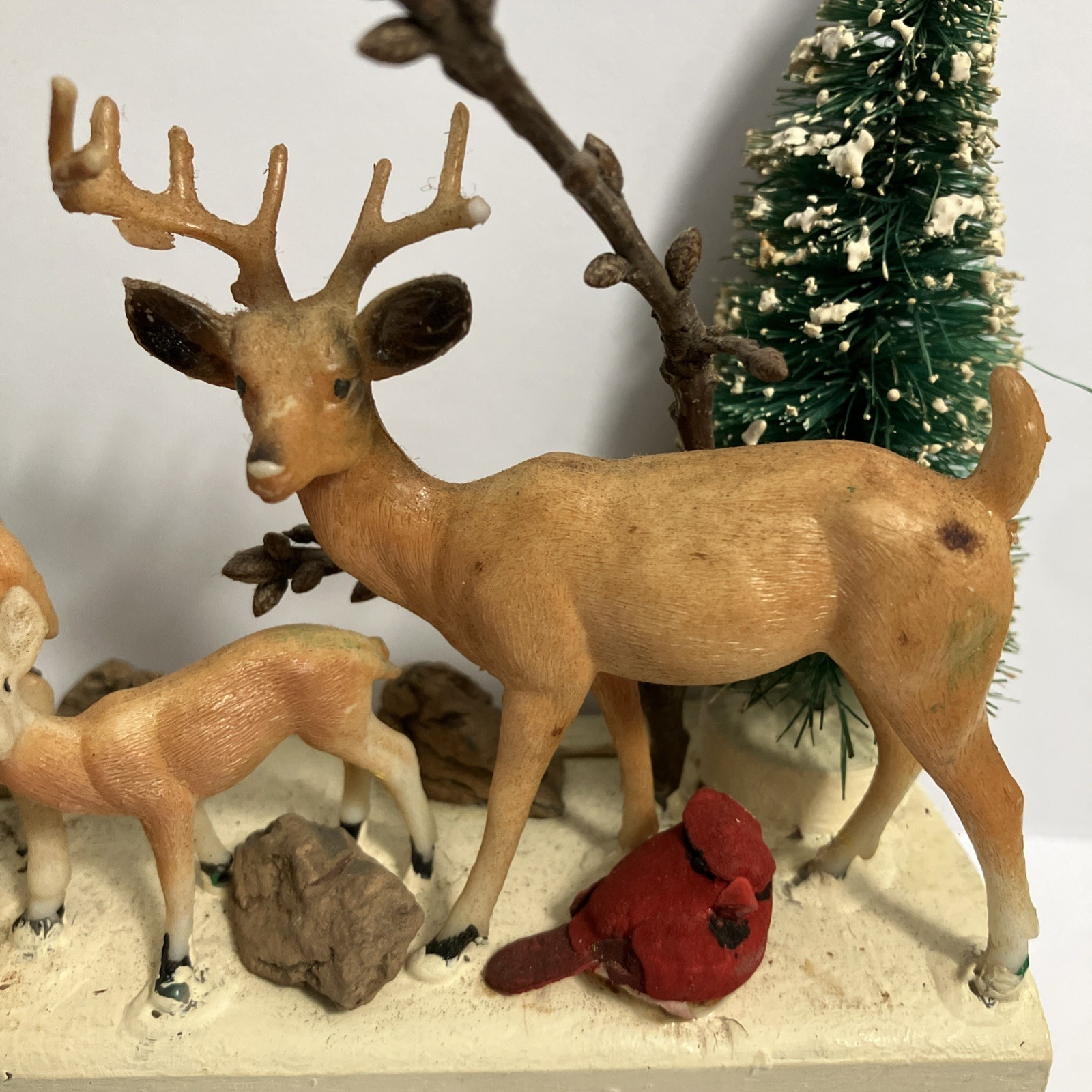 VTG Bottle Brush Trees Deer Buck Fawn Winter Scene for Train Garden 6×2/5″ T
