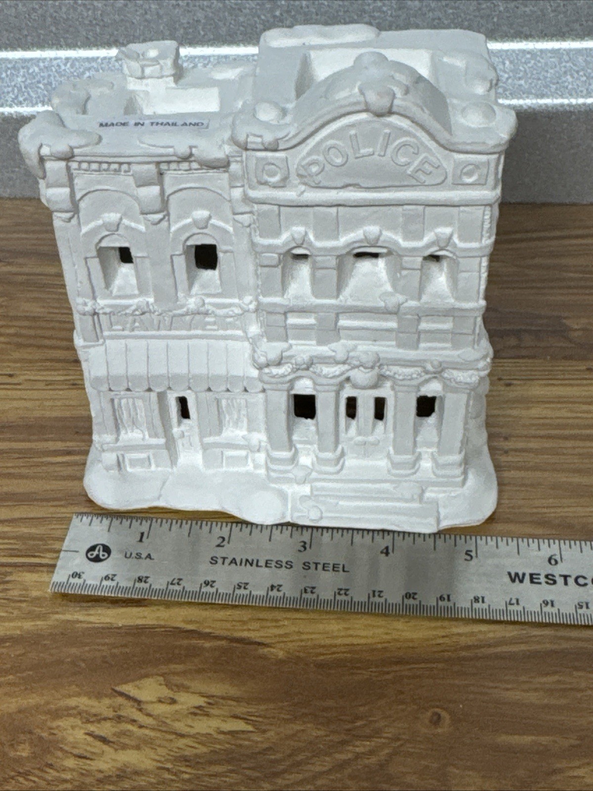 NEW California Creations Police Station Lawyer SE184 Plaster Christmas Village