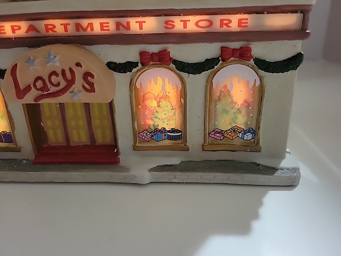 House Lemax Jukebox Junction Lacy’s Department Store 85296 1998 Rare