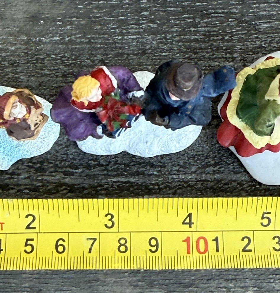 Lot Of 6 Christmas Village Figurines Decorative Miniatures Christmas Holiday