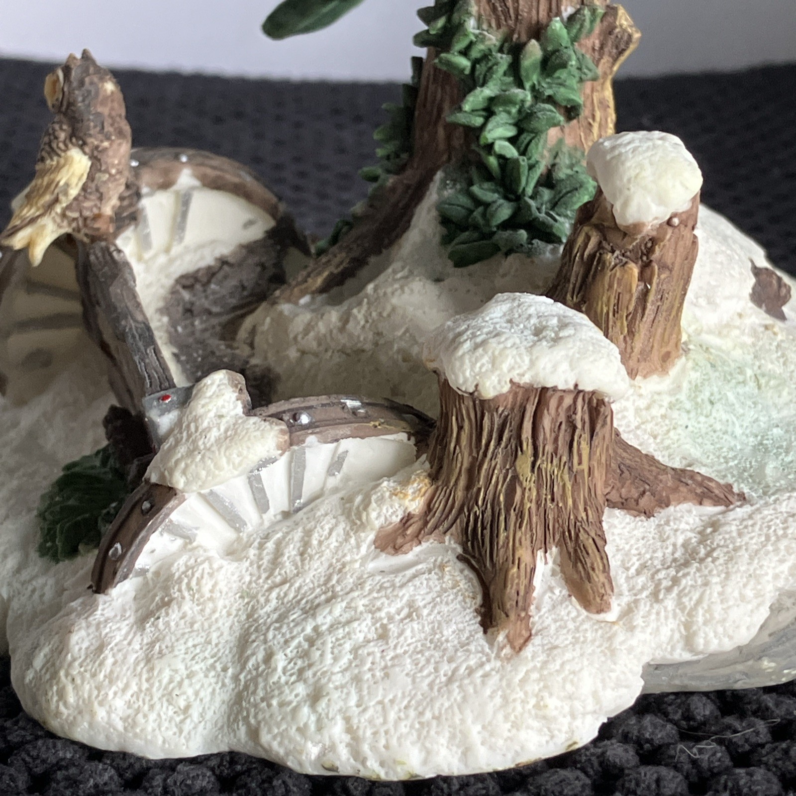 Dickens Collectibles 9.5″ Tree with Wheels And Owl Resin W/ Box 1998