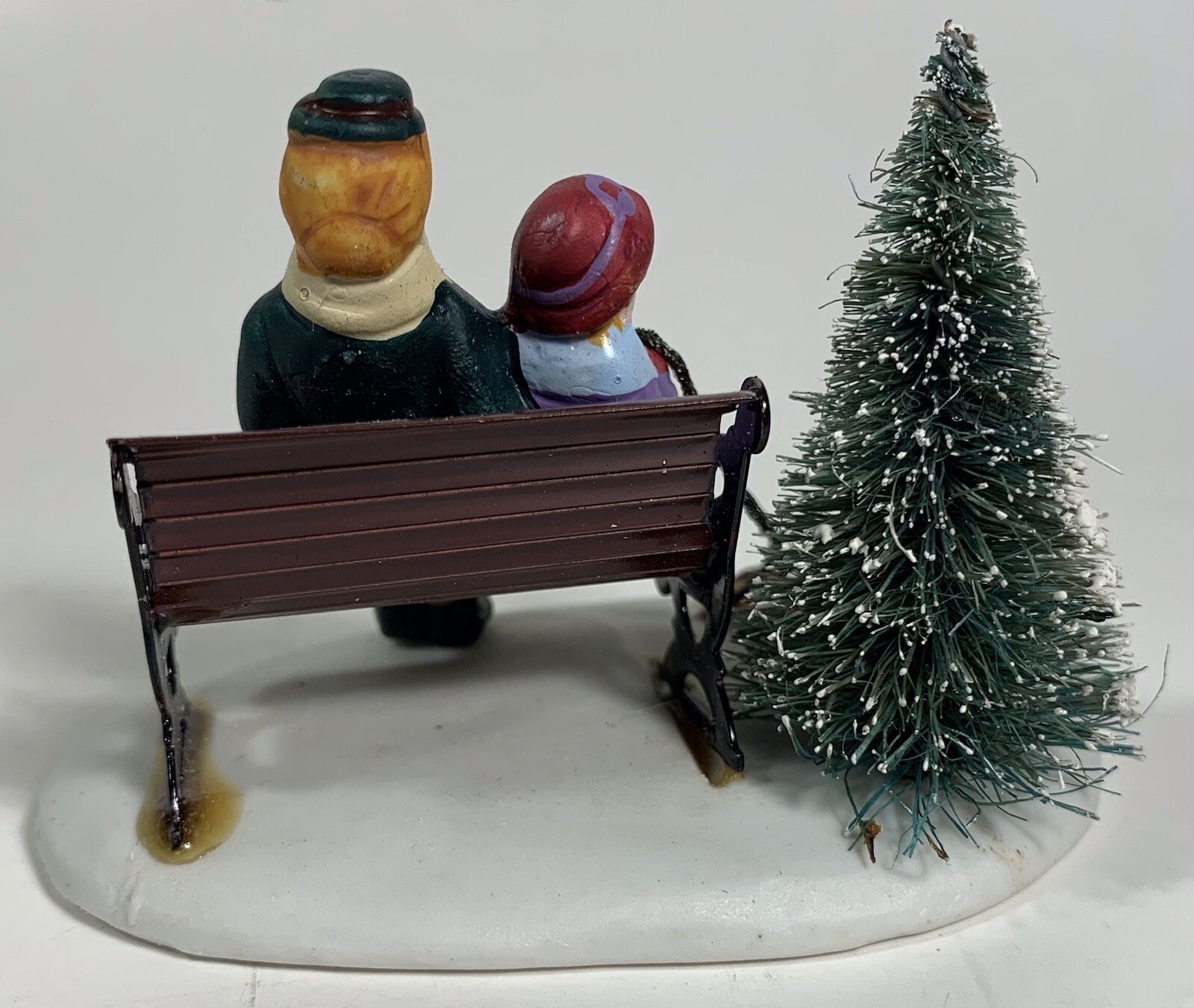Park Bench People Dog Christmas Tree Scene Village Figurine 1995