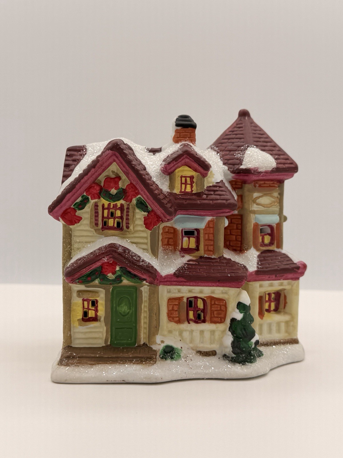 Cobblestone Corners 2004 Turret Home Windham Christmas Village Green A40
