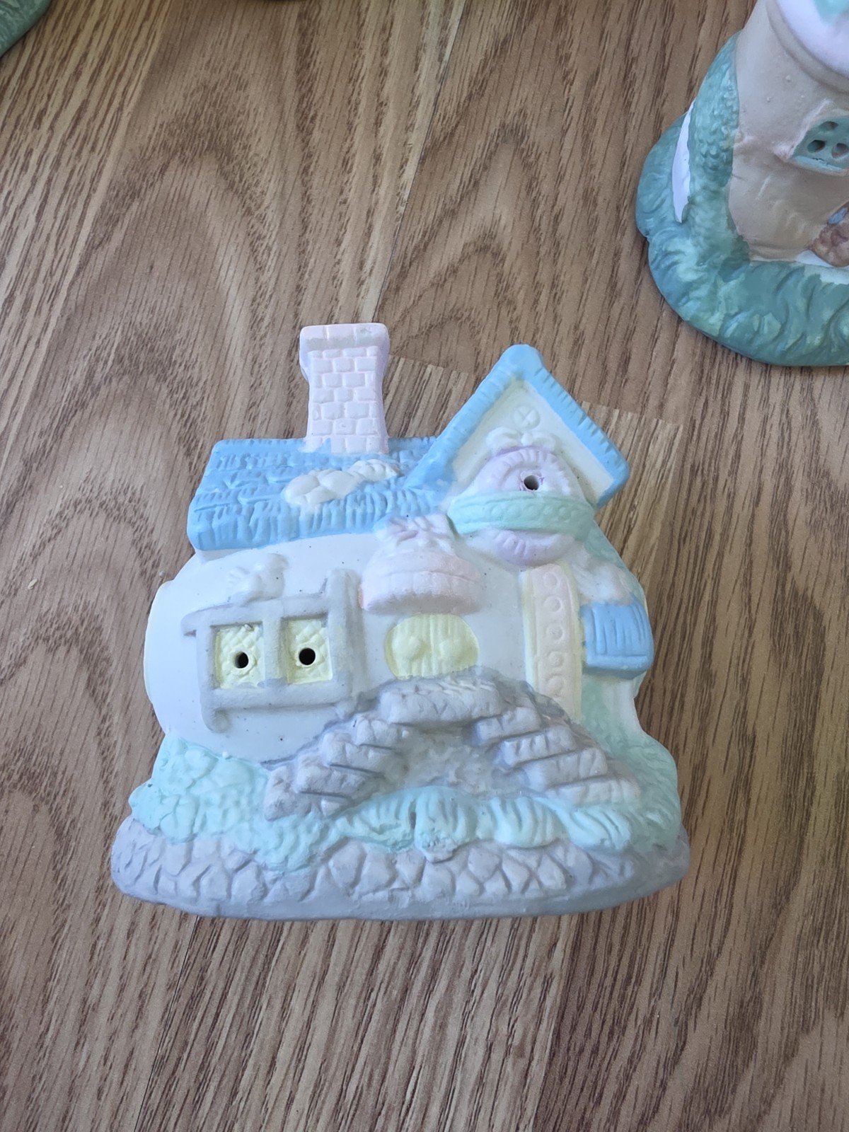 Vtg Bunny Village Set Ceramic Porcelain Miniature Houses Cottagecore Nursery