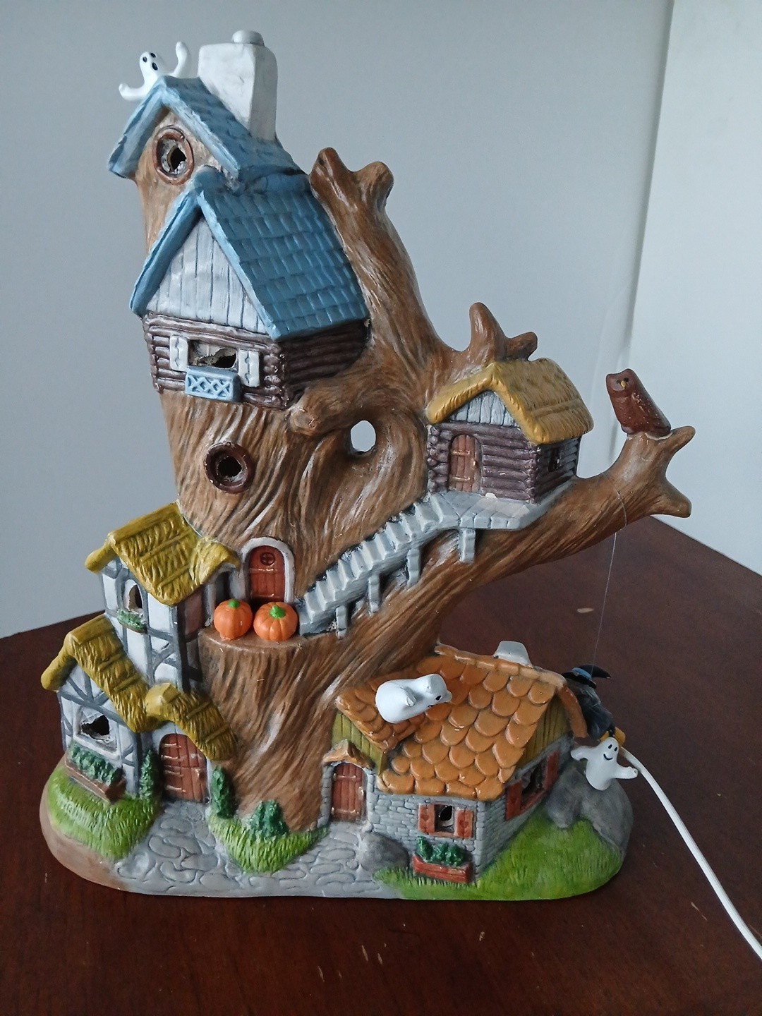 Vintage Haunted House Inn Halloween Ghost Pumpkins Bats Witch Lights Up Orange