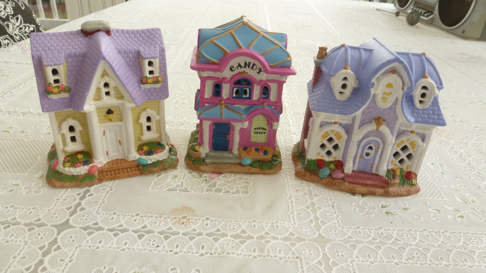 VTG Easter houses Set 3, 4″ tall