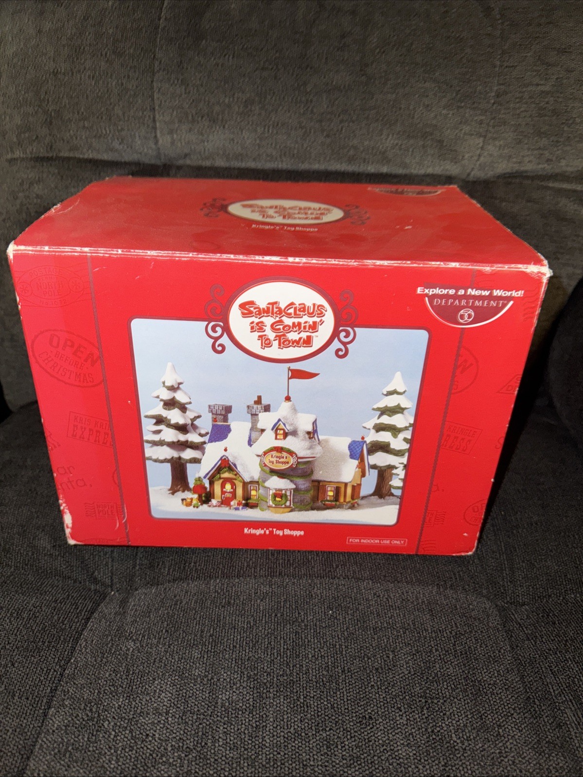 Department 56 Santa Claus Is Comin’ To Town Kringle’s Toy Shoppe #59391