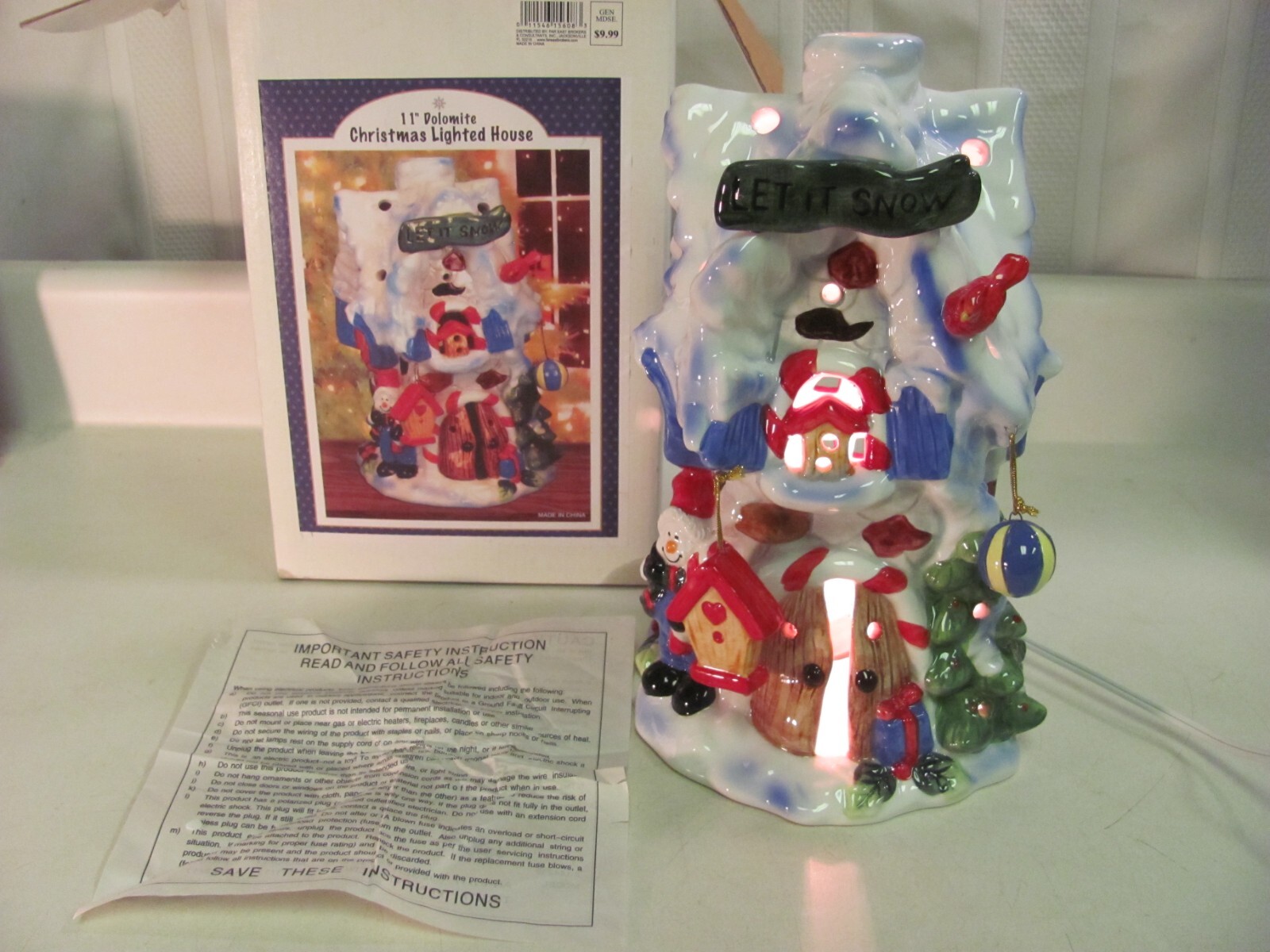 Dolomite Christmas Lighted House Santa’s Workshop Ceramic with Light TESTED 822