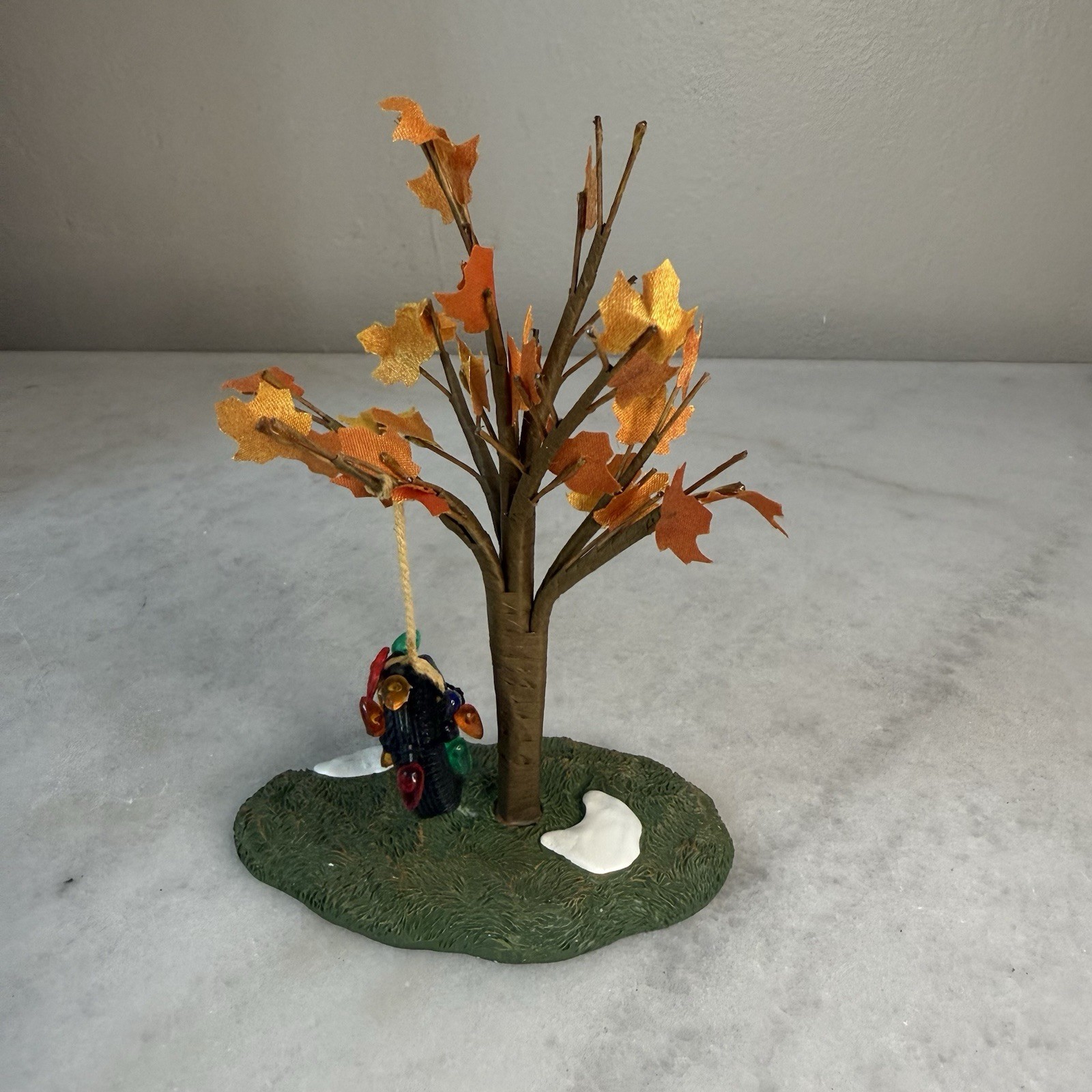 Department 56 Woodland Holiday Light Tire Swing Oak Tree #4057596 Autumn Winter