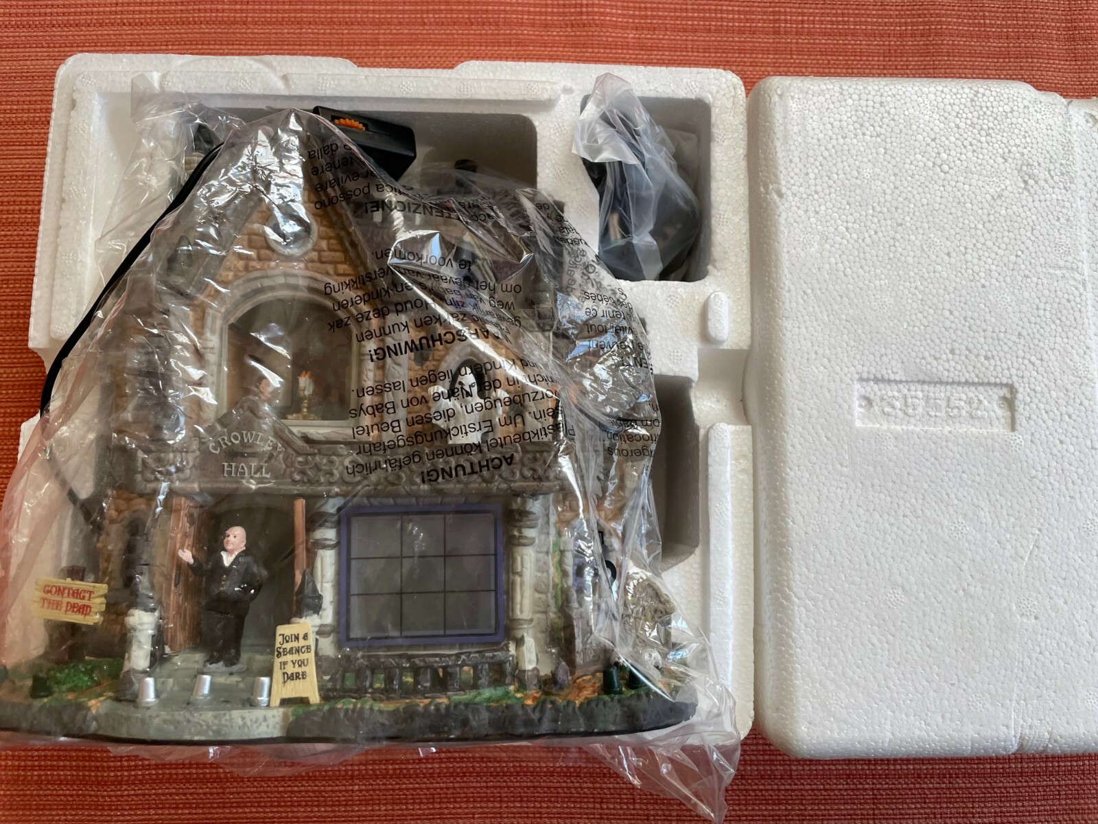 Lemax Spooky Town “Crowley Hall” Brand New, Lights, Sound, Ceramic, Rare