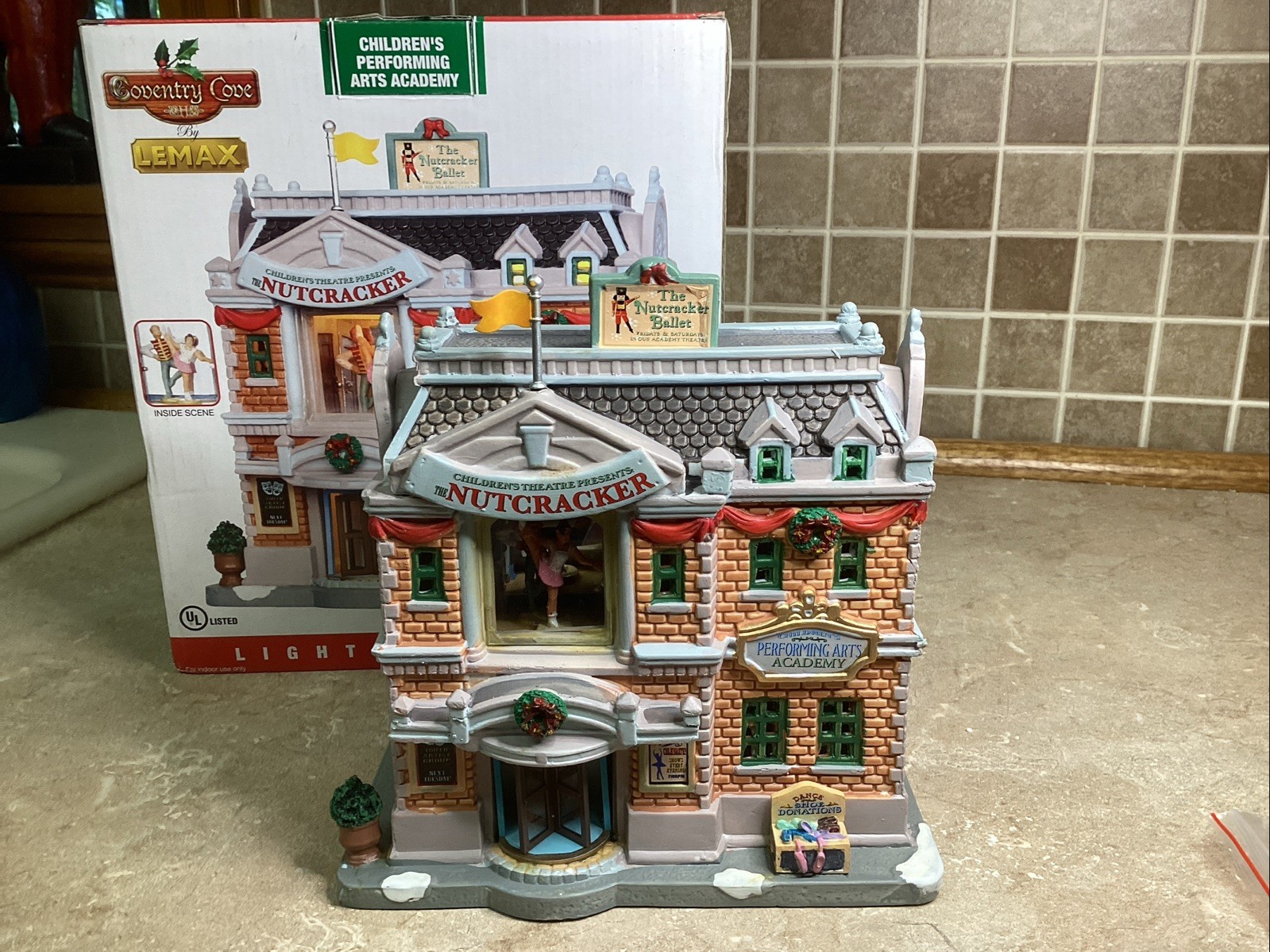 LEMAX Children’s Performing Arts Academy Nutcracker -with Box,light Cord- EUC