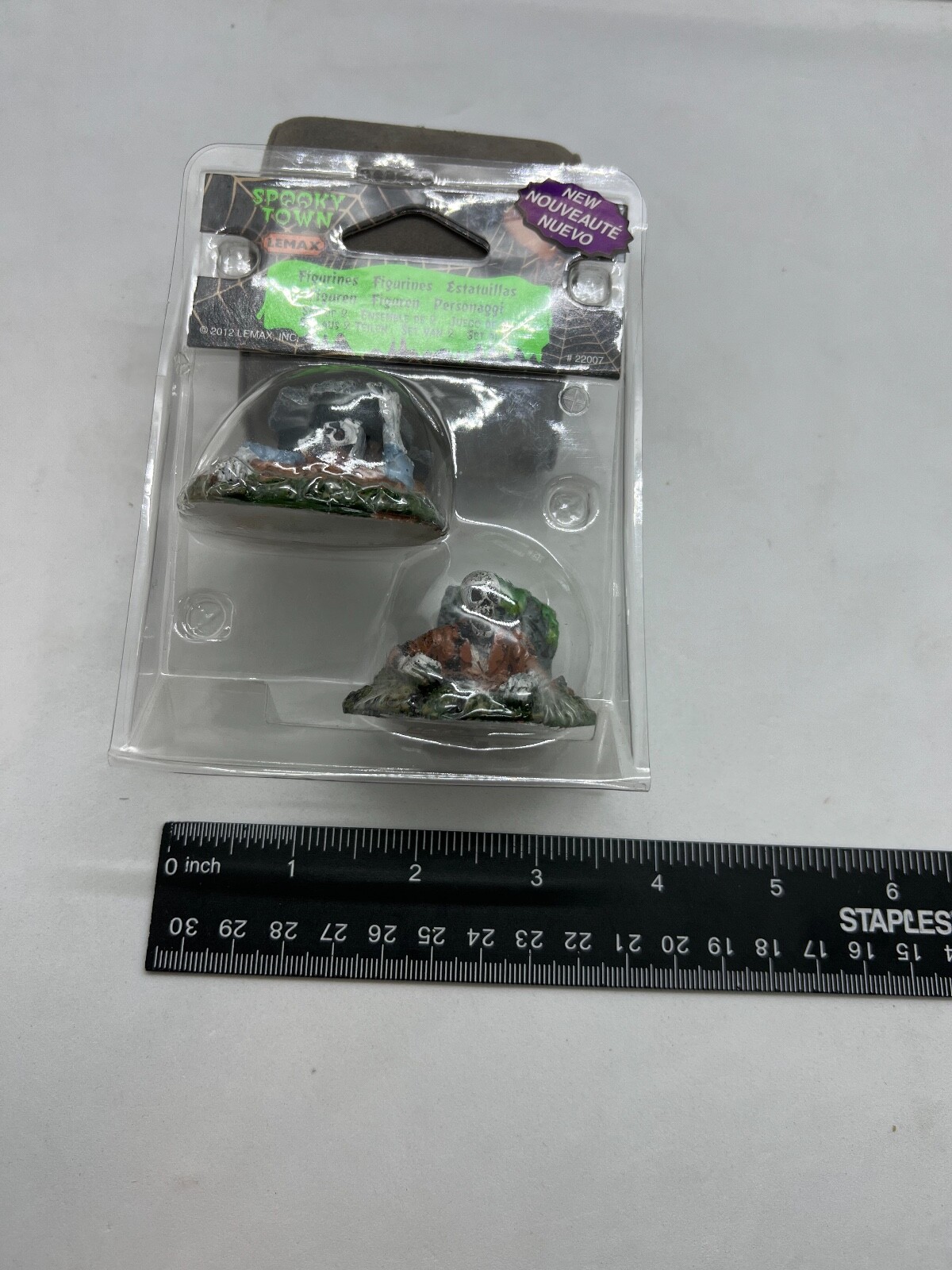 22007 Lemax Spooky Town Halloween Village Decor Zombies Set of 2 Figurines 2012