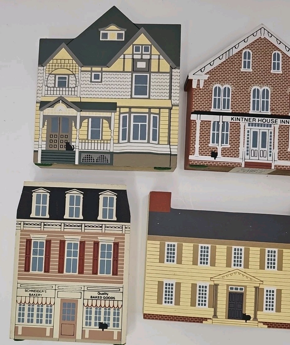 The Cat’s Meow Village Lot of 6 Historic Buildings Pennsylvania Virginia Houses