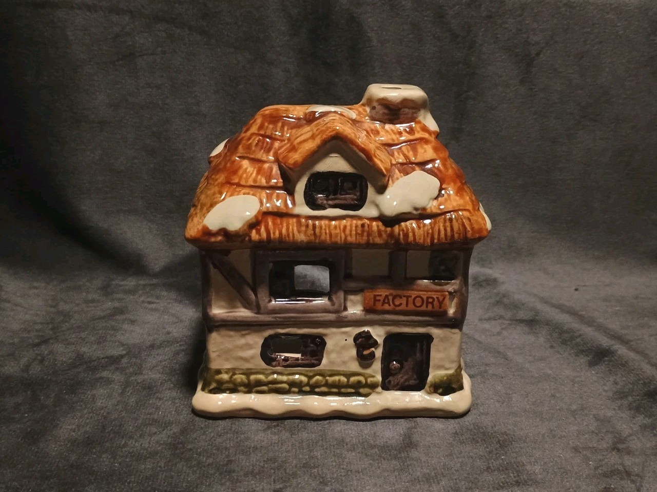 Dickens Village FACTORY Tea light Candle Holder 4.5 ” Taiwan JSNY Christmas