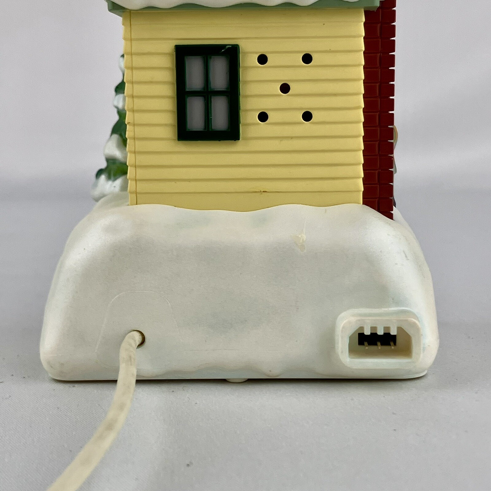 Hallmark Caroling Cottages JOY House Christmas Synchronized Music Lights 2009