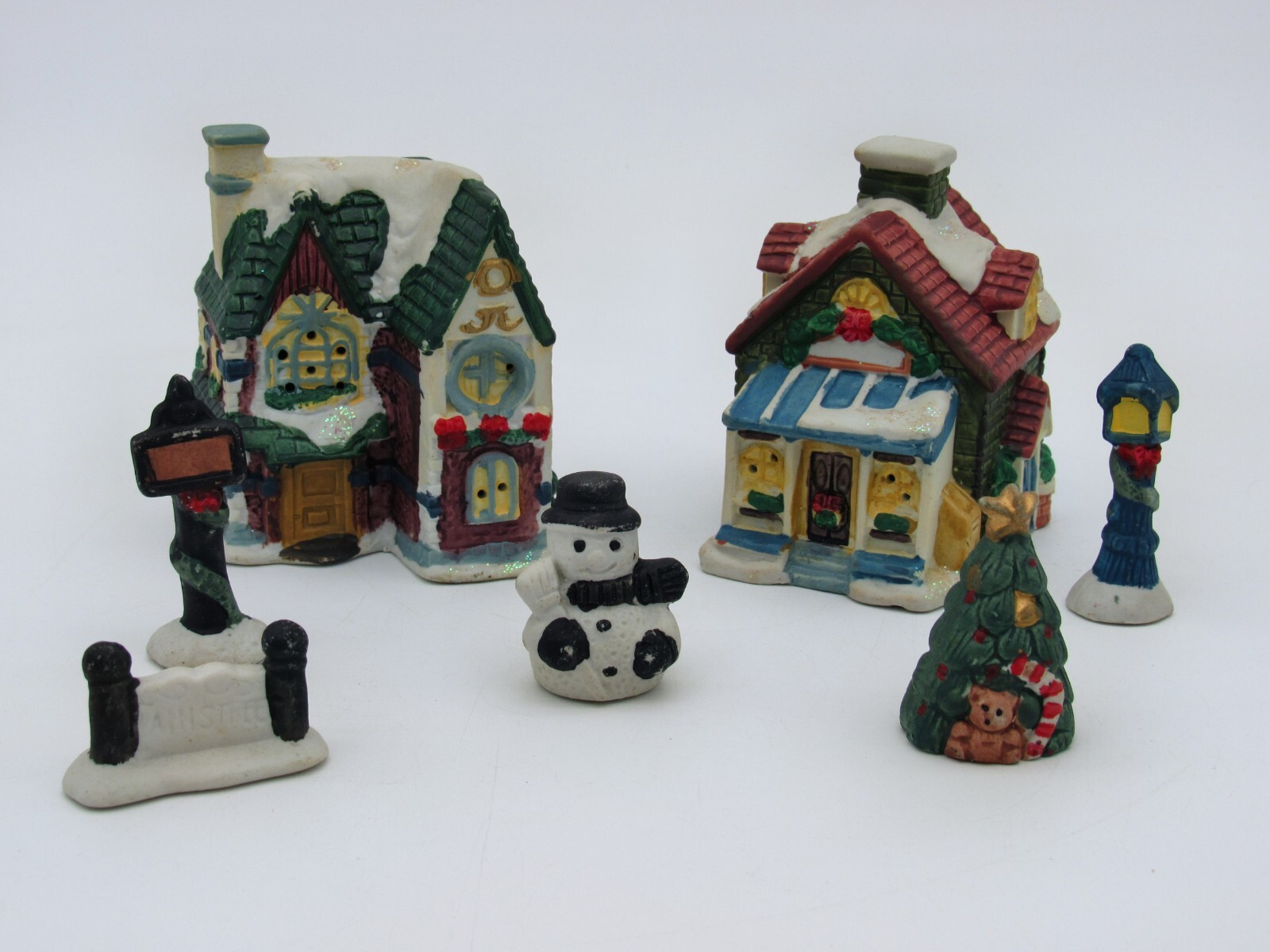 Mini Christmas Village – Houses & Accessories Set