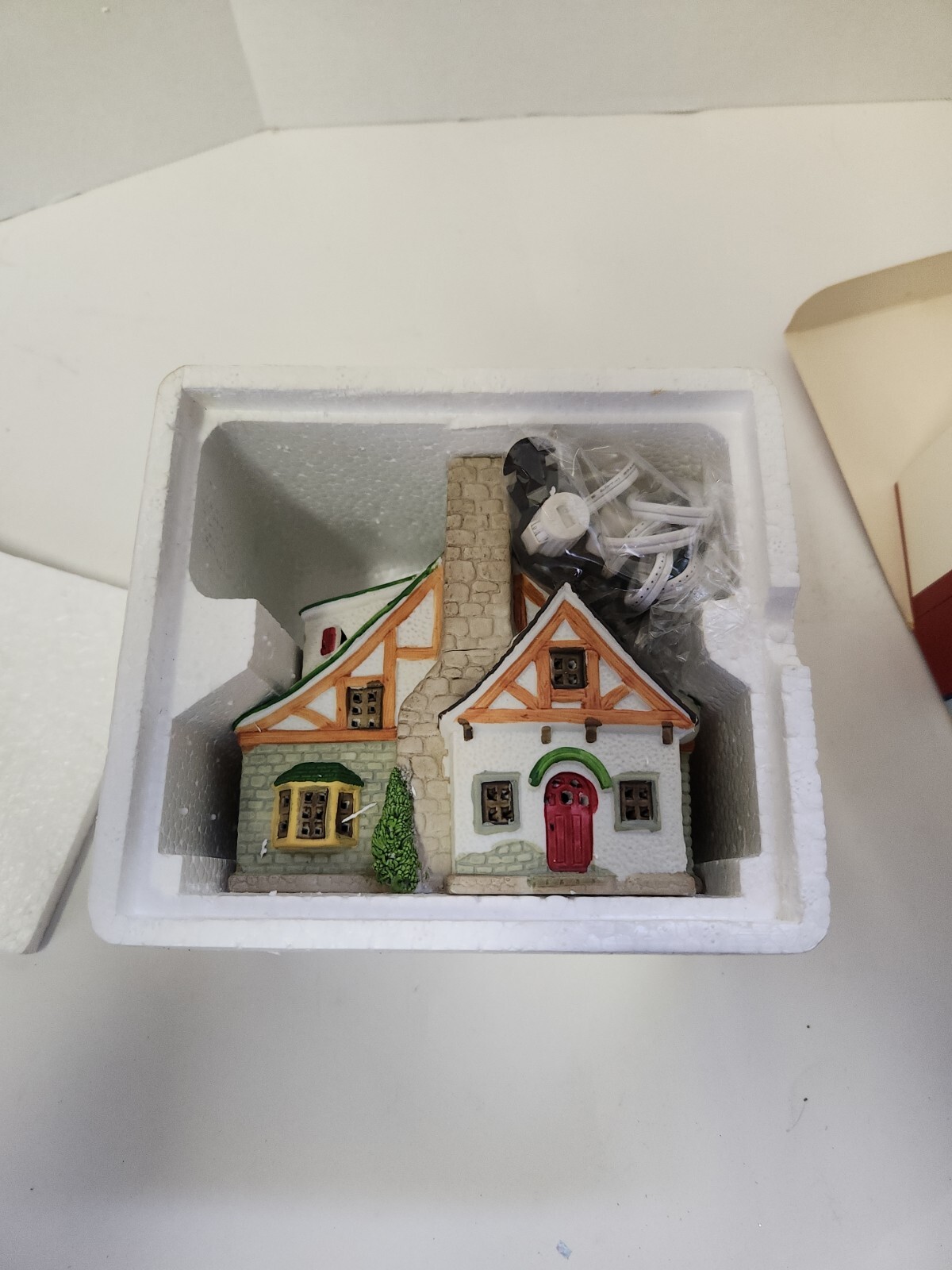 Lemax Hearthside Village Lighted House 35085, 1993 Works