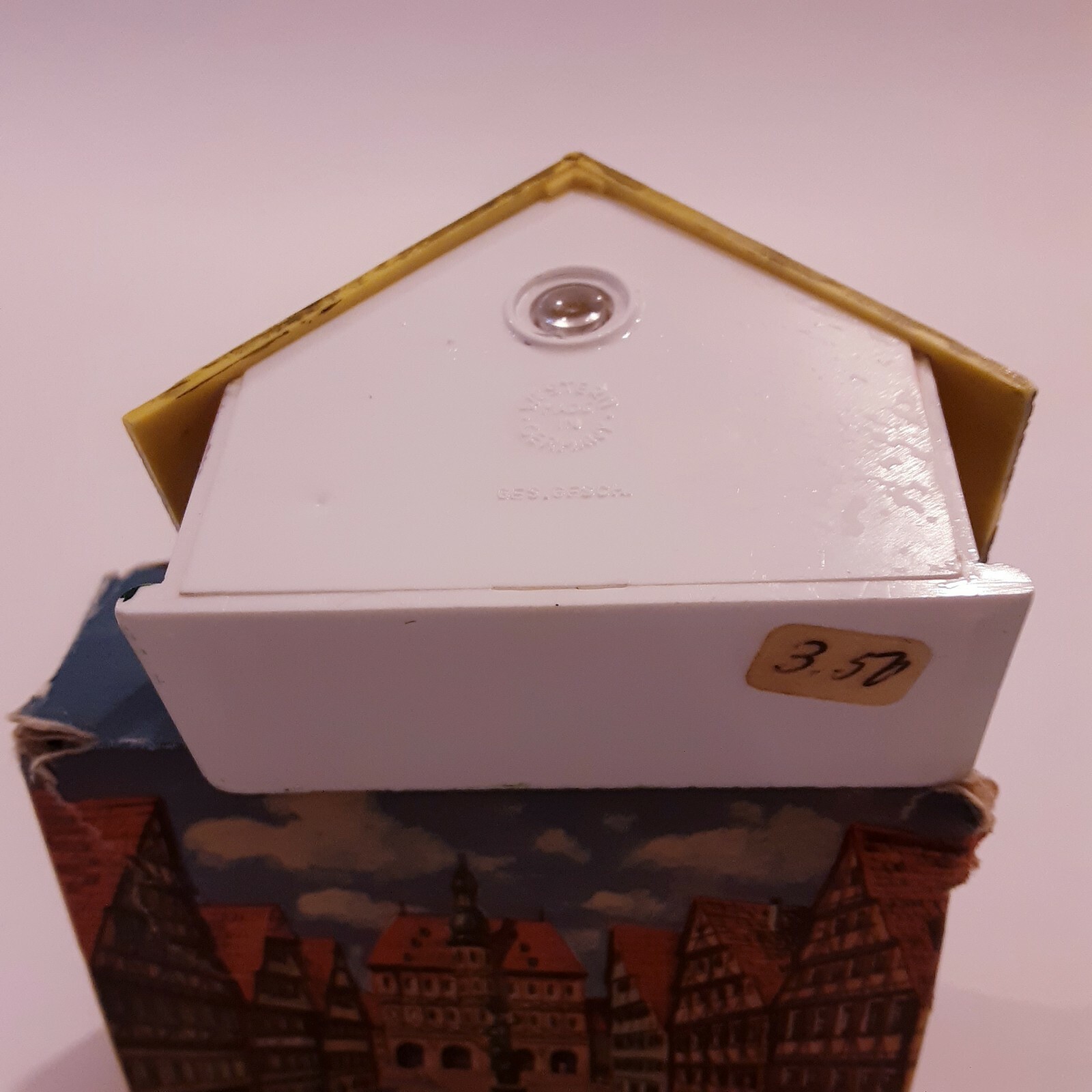 Vintage & Rare Western Germany “Rothenburg” Famous Hand Made House Viewfinder y1