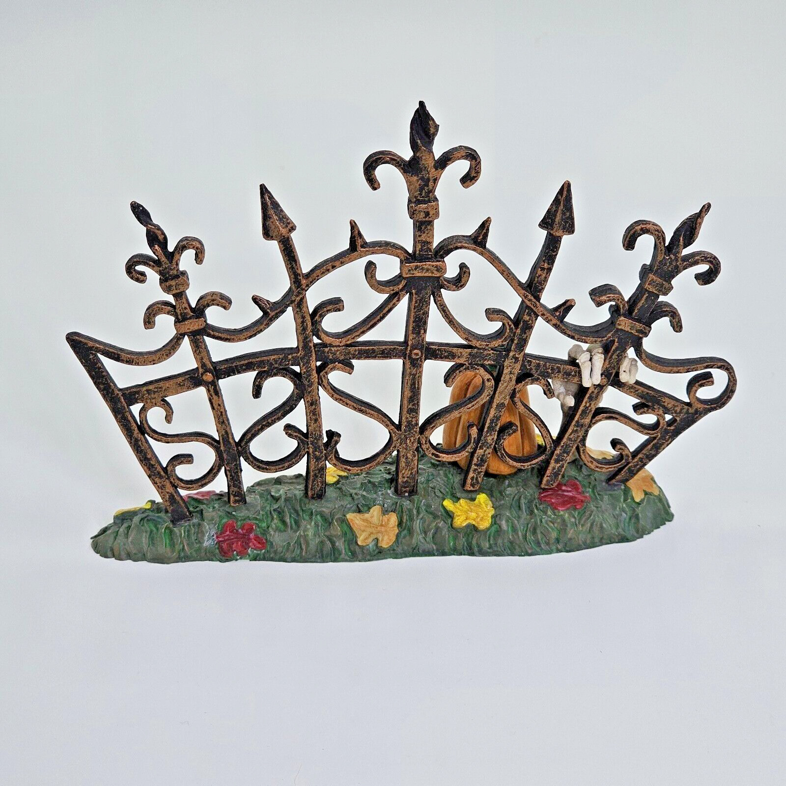 Dept 56 Halloween Gothic Gate Fence Sections Set Of 2 Village Accessories 810642