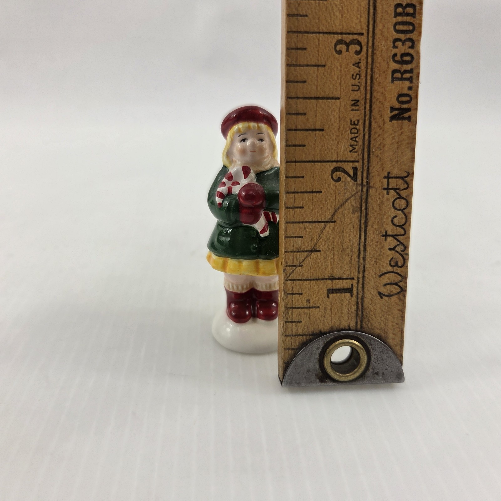 Department 56 The Original Snow Village – Candy Canes Ronald McDonald – Figure