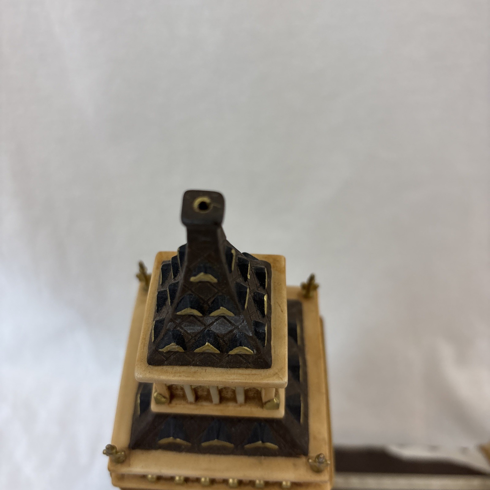 Department 56 Big Ben Building Dickens Village Christmas Decor And Sign