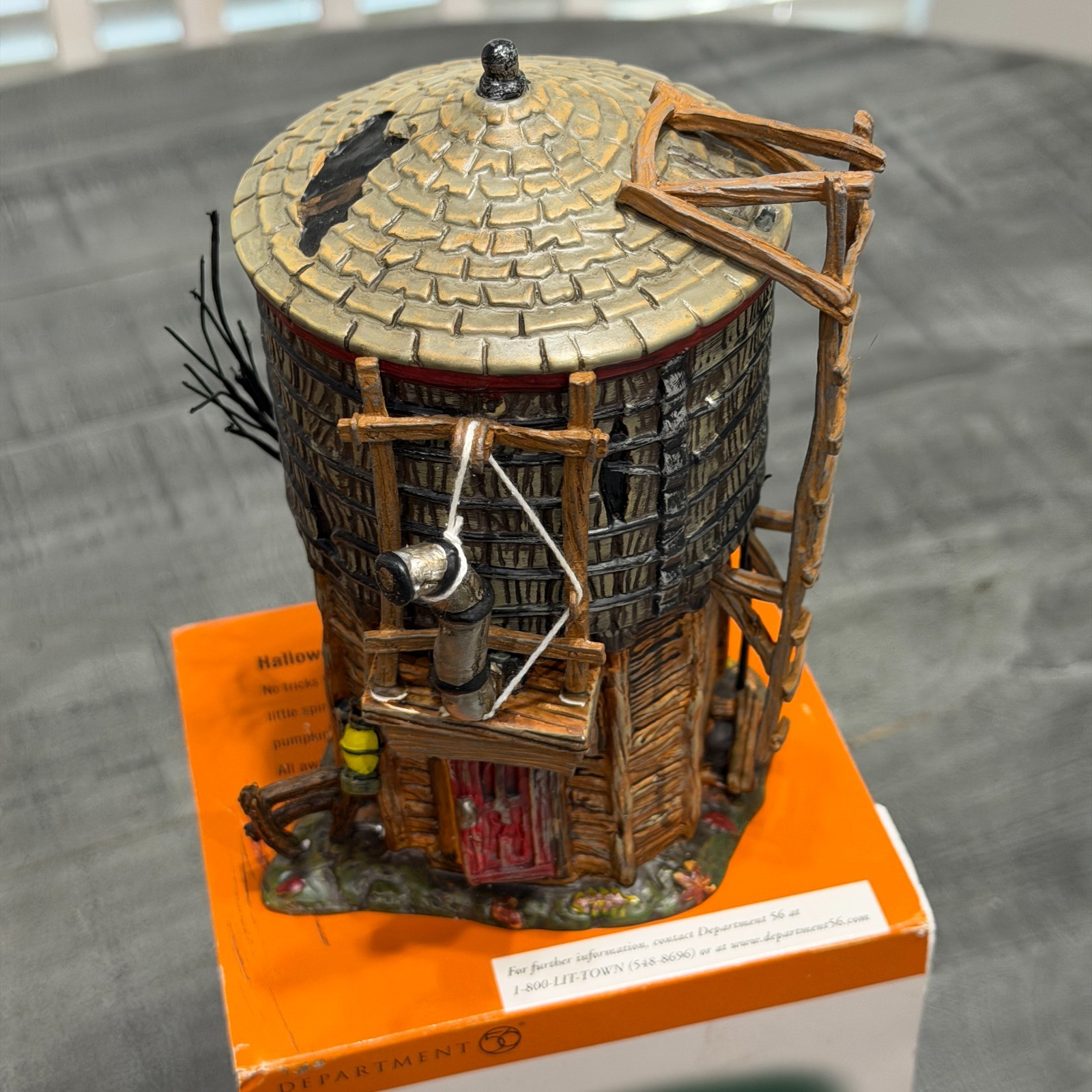 DEPT 56 Snow Village HALLOWEEN Haunted Rails Water Tower 810639 Department 56