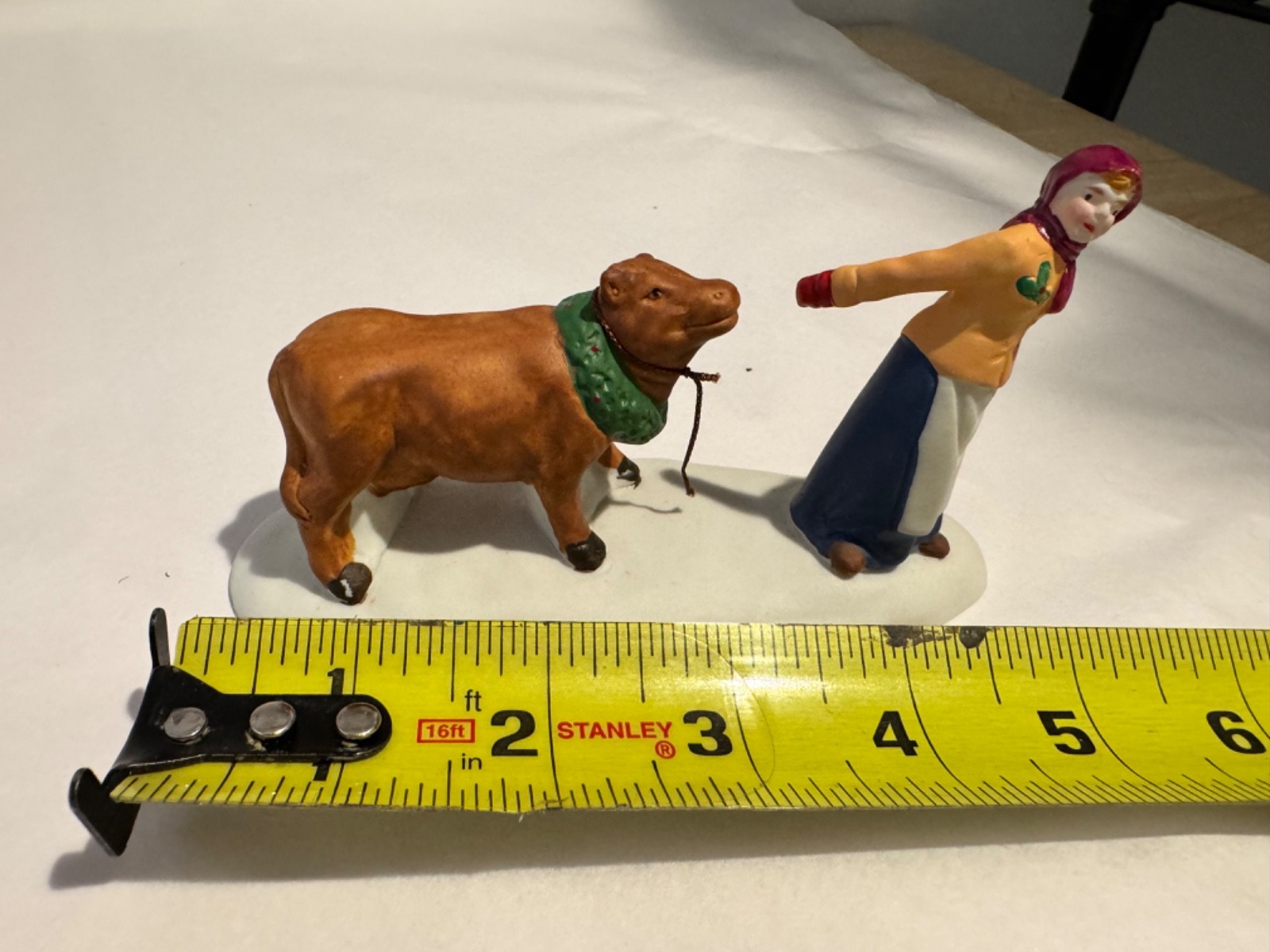 LEMAX VILLAGE COLLECTION C’MON BESSY Cow Farmer Woman 83279 Figurine