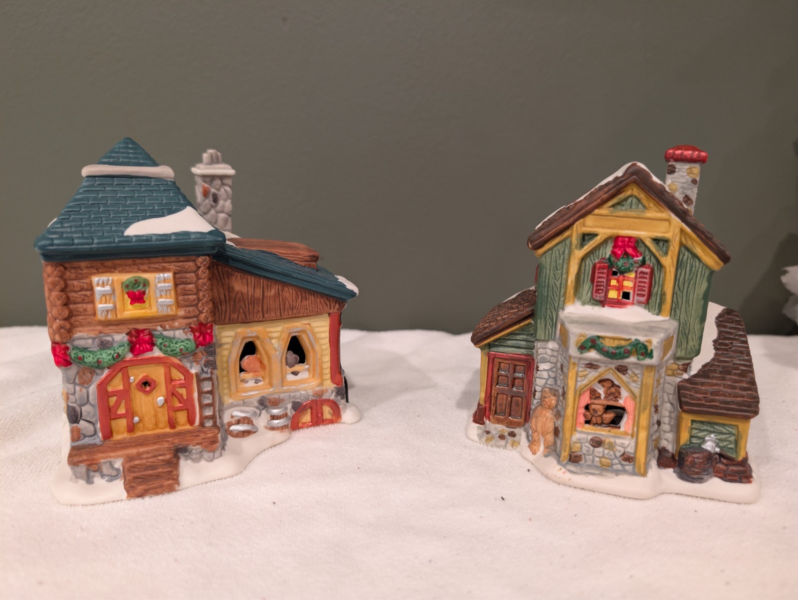Vintage Lemax Village Collection Christmas Homes Lot of 2 Porcelain 1990s